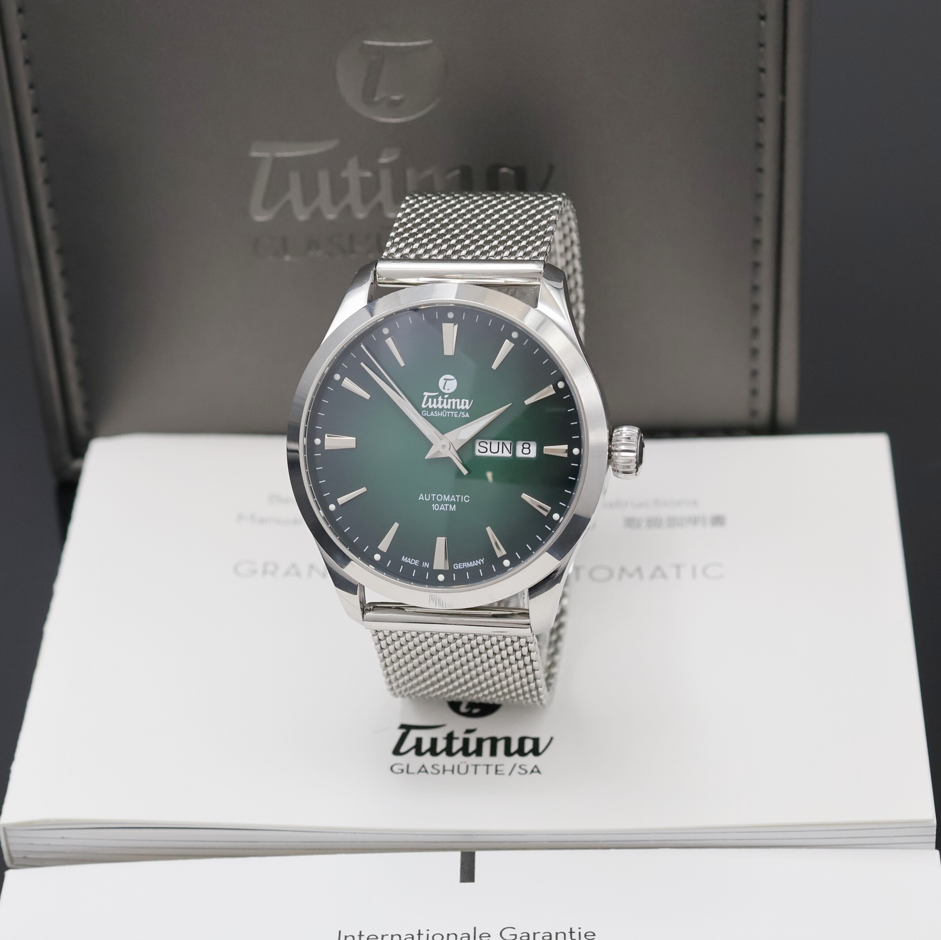 Image 27061223 - TUTIMA Grand Flieger gents wristwatch in steel reference 6105-24, Germany sold according ...