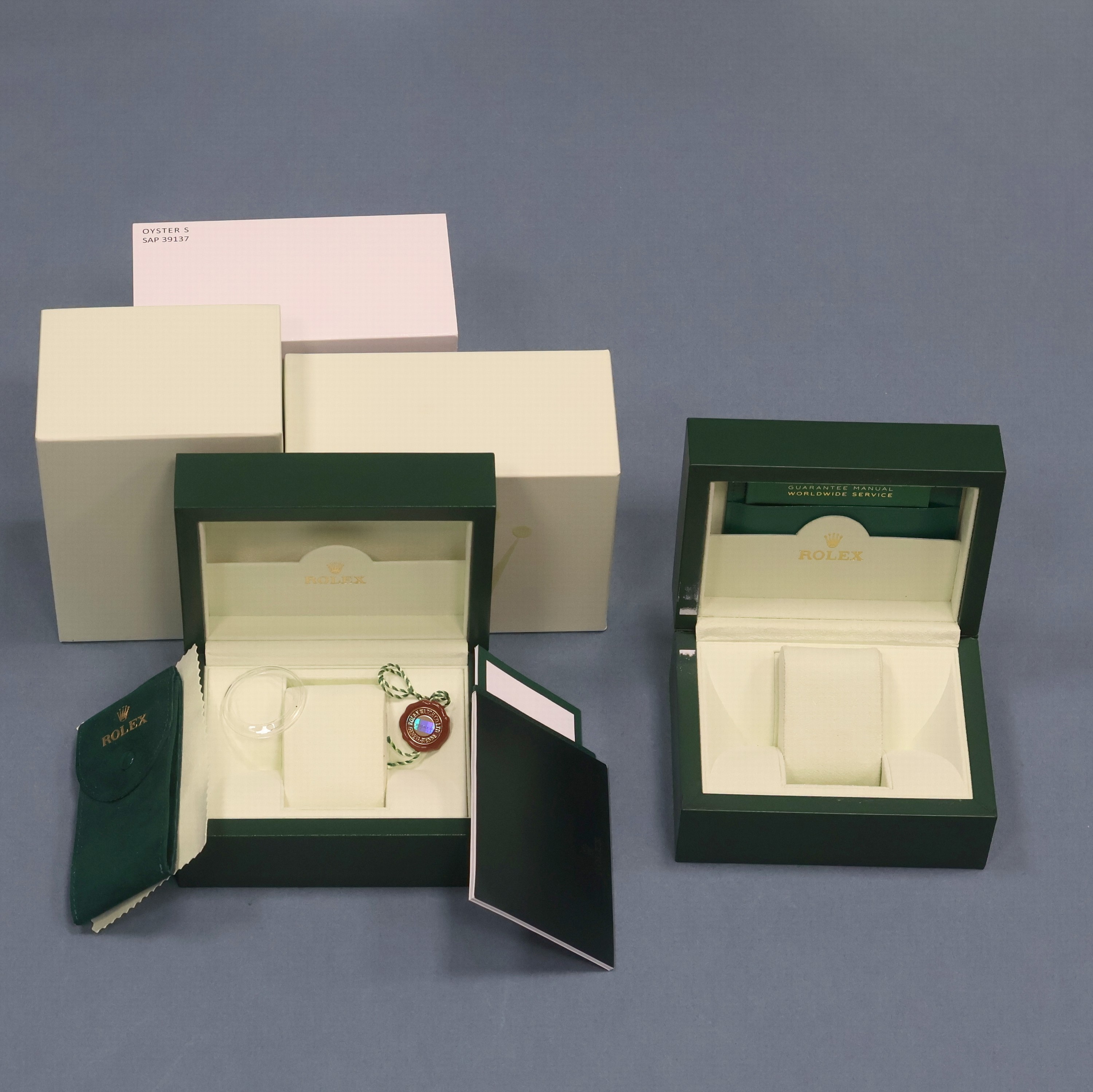 Detail b: Konvolut: 5 Rolex, 1 Glashütte Original und 2 Tissot Boxen, Rolex: 1 x Ref. 39141.02 - Oyster L mit Sea-Dweller Deepsea Anleitung und Umkarton, 1 x ...