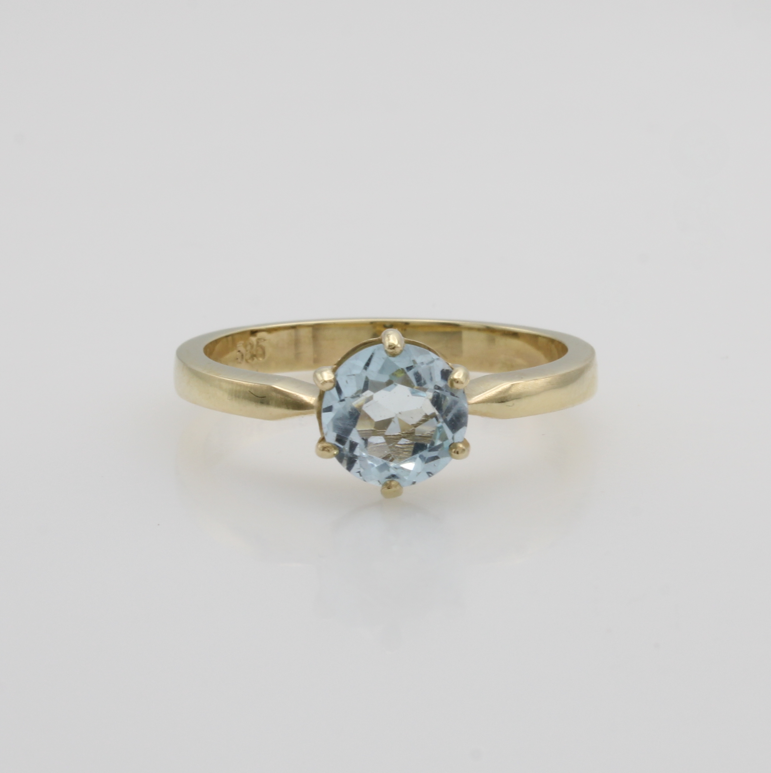 Image 27061476 - Ring mit Aquamarin, GG 585/000, runder Aquamarin in Krappenfassung, D. ca. 7 mm, RW ca. ...