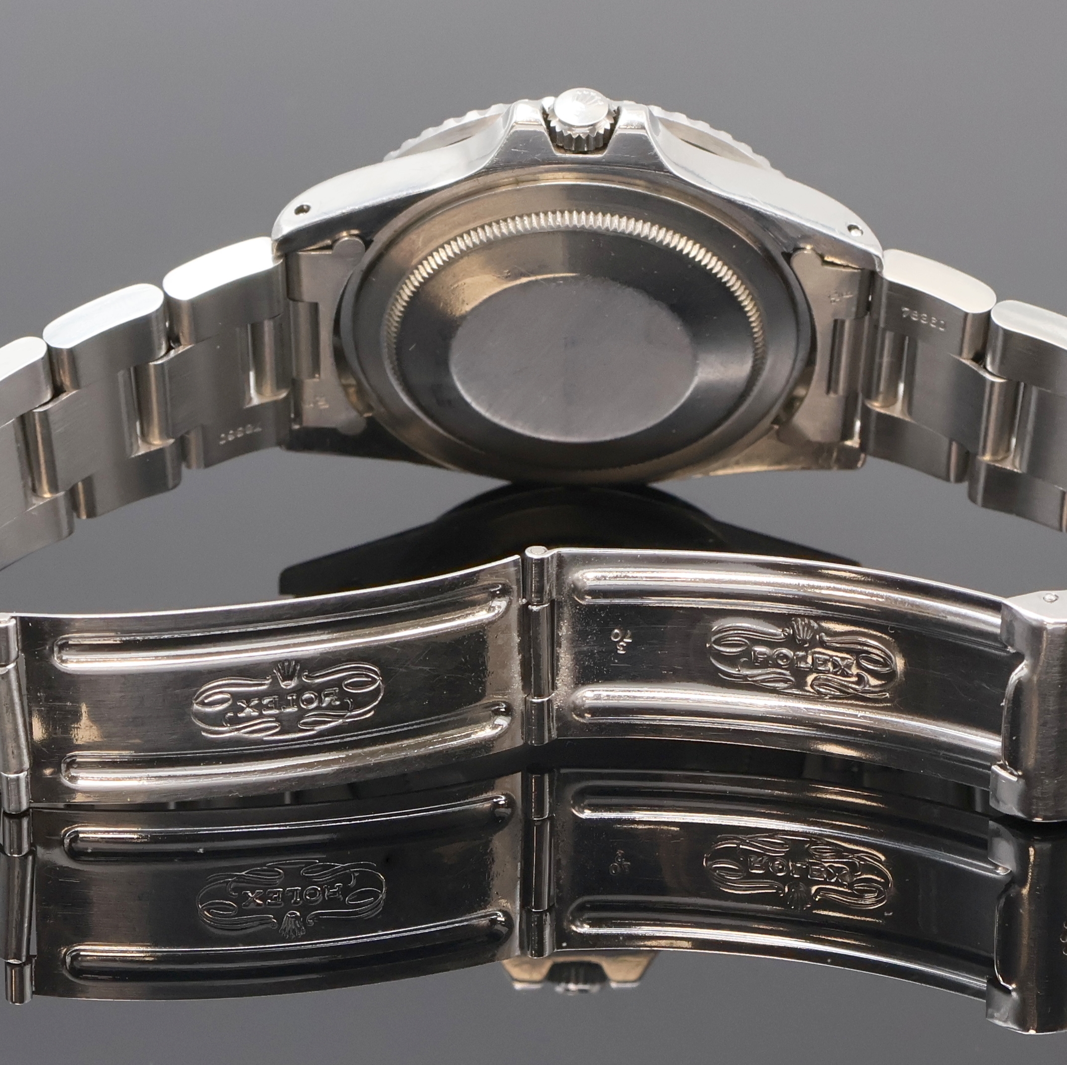 Detail d: ROLEX Oyster Perpetual GMT-Master Herrenarmbanduhr Referenz 1675, Schweiz um 1977, Automatik, Chronometer der Superlative in Edelstahl inkl. ...