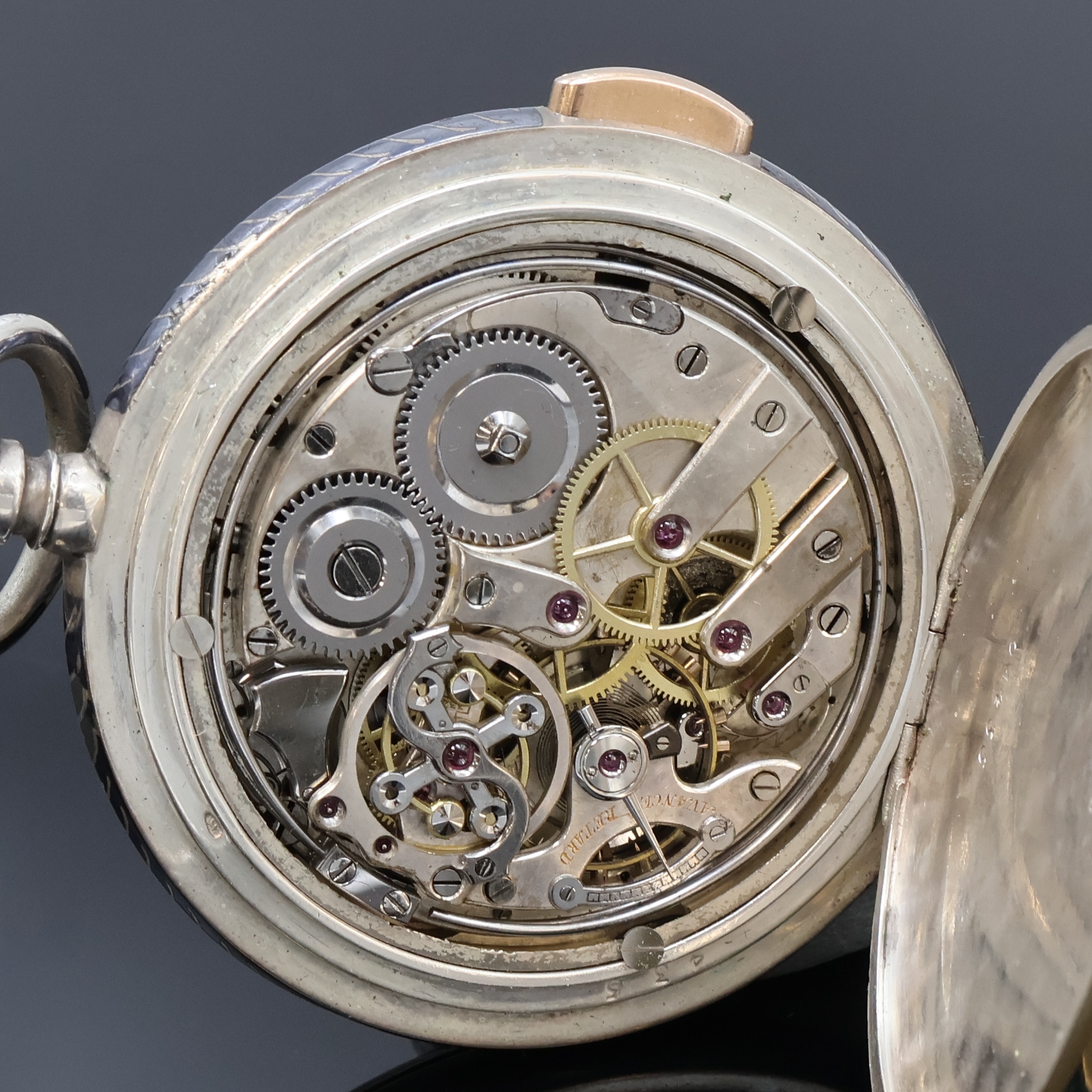 Detail g: UNION HORLOGERE Herrensavonette in Tula- Silber mit Minutenrepetition und Zentralsekunde, Schweiz um 1900, Geh. l. besch., Silbercuvette, 2 ...