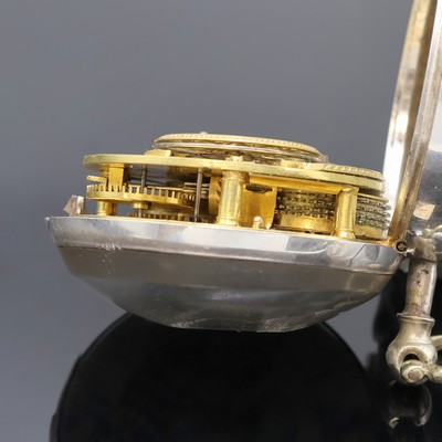 27061499e - GRAHAM LONDON and TRUEMAN 2 open face silver verge watches, England around 1820, smooth ...