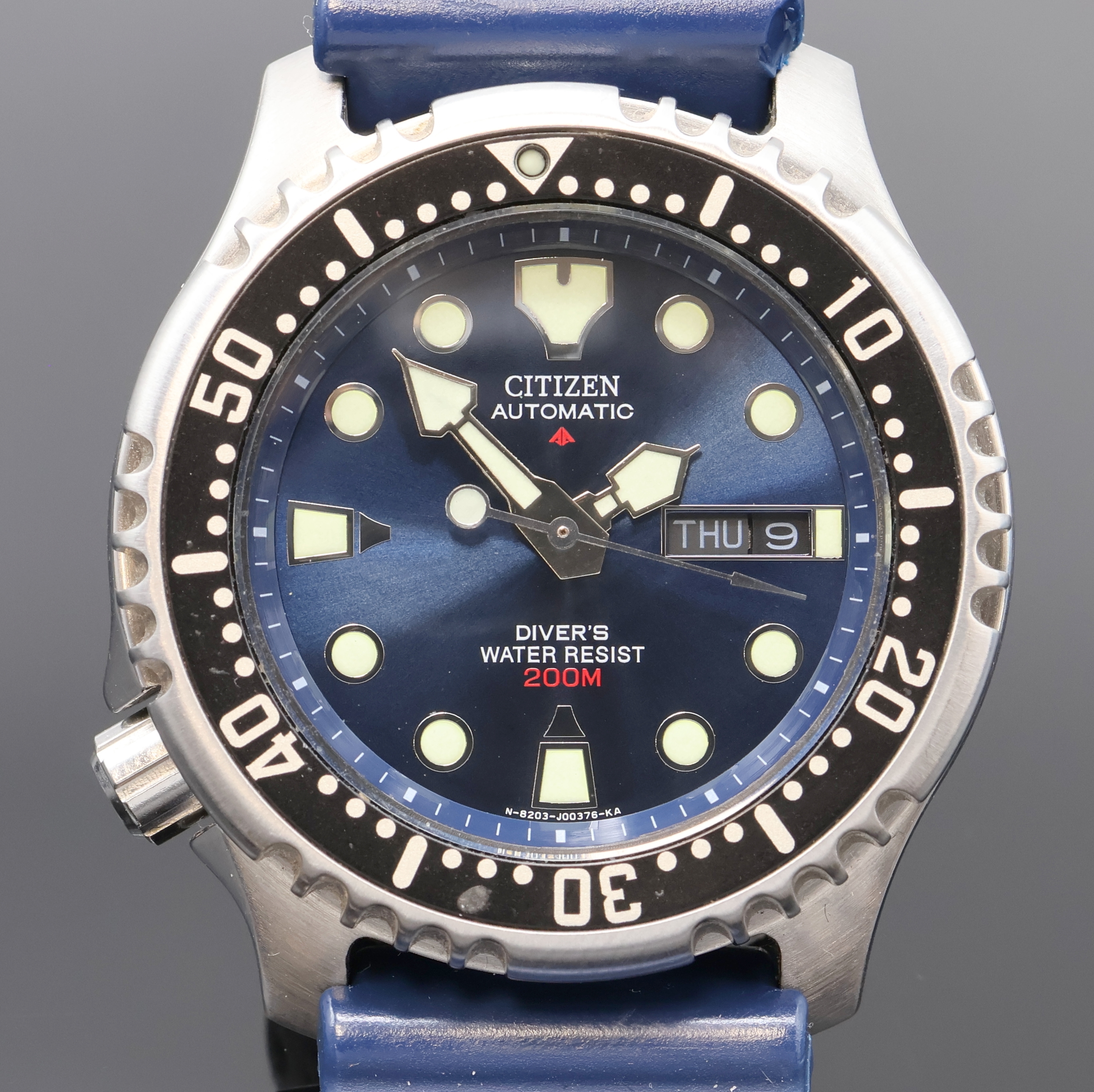 Detail a: CITIZEN Divers Promaster Herrenarmbanduhr Referenz 8203-824393, Japan um 1980, Automatik, Boden u. Krone verschr., Lünette m. 60er Teilung eins. ...