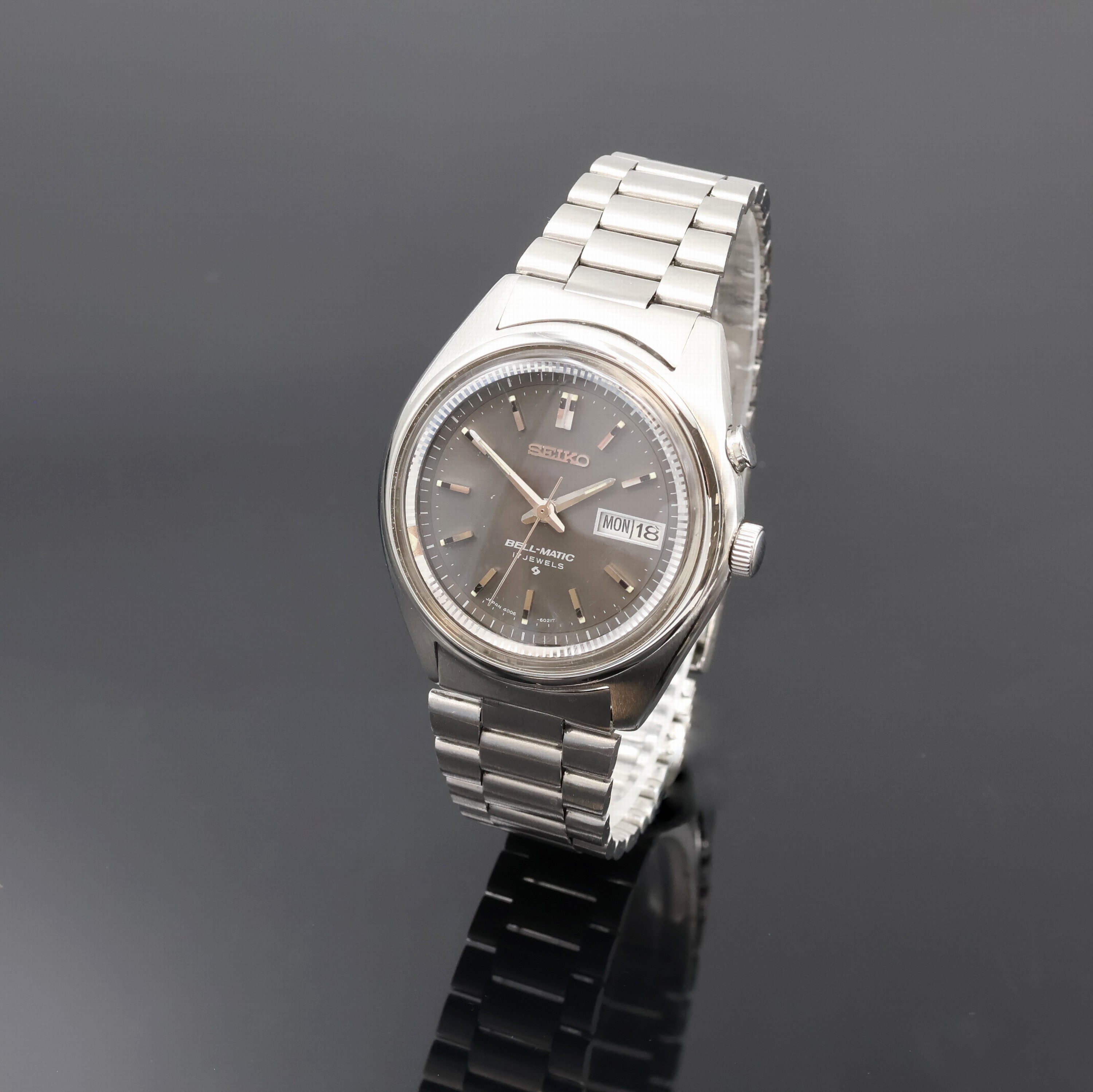 Image 27061576 - SEIKO Bell-Matic Herrenarmbanduhr mit Wecker in Stahl Referenz 4006-7020, Japan um 1970, ...