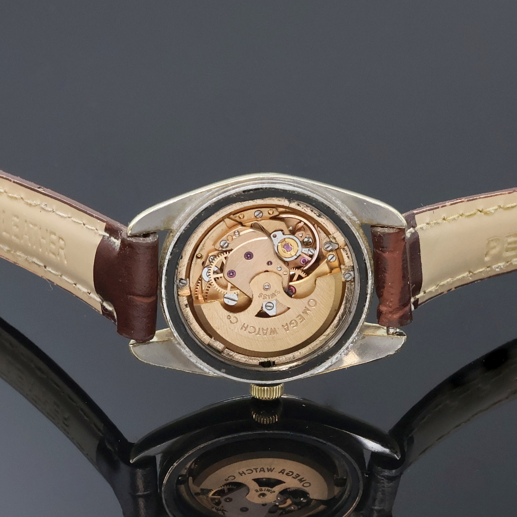 Detail e: OMEGA Seamaster vergoldete Damenarmbanduhr Referenz 566026, Schweiz um 1970, Automatik, Boden verschr., goldfarb. Zifferbl. m. aufges. Std.-Ind., ...