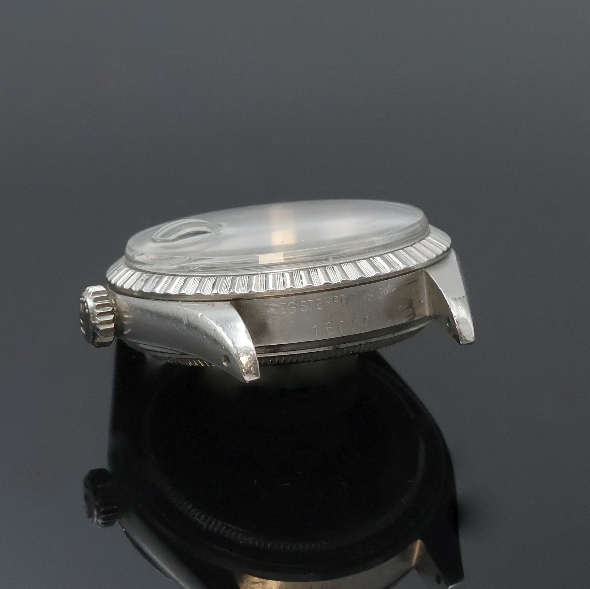 Detail d: ROLEX Gehäuse für Referenz 16000, Schweiz um 1978, Edelstahl, Boden u. Krone verschr., D. ca. 36 mm, in gebrauchsfähigem Zustand, aus ...