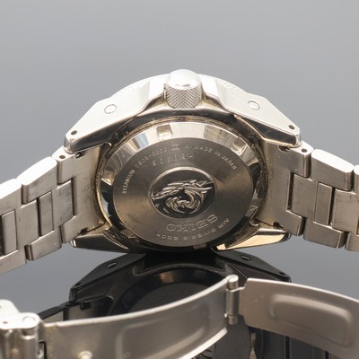 27061562e - SEIKO Scuba Herrenarmbanduhr in Titan Referenz 7S25-00D0, Japan um 2010, Automatik, ...