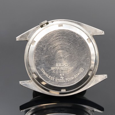 27061578c - SEIKO 5 Sports 2 Armbanduhren in Stahl Referenz 7S26-8760 und 7009-3040, Japan 1990er ...