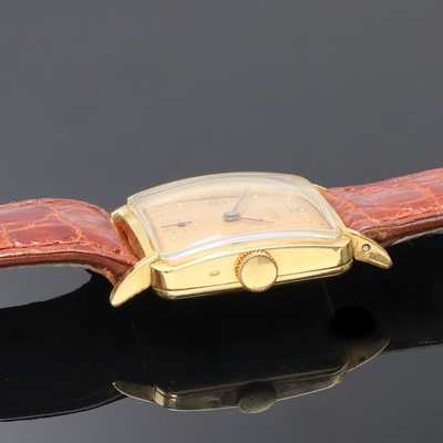 27061586b - ULYSSE NARDIN viereckige Armbanduhr in GG 750/000, Schweiz um 1940, Handaufzug, Boden ...