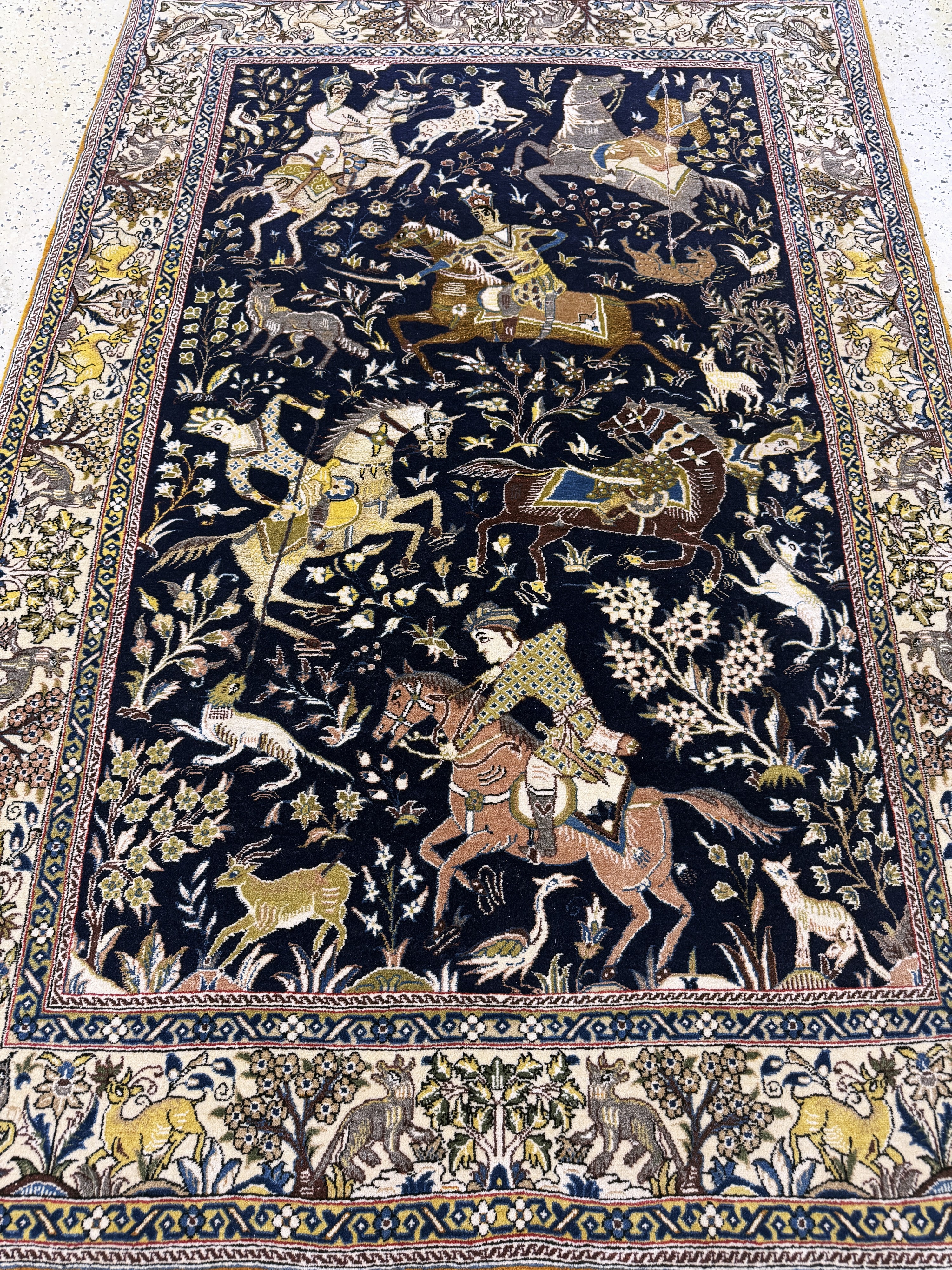 Detail e: Ghom Kork, Persien, Mitte 20.Jhd, Korkwollemit Seide, ca. 203 x 138 cm, gereinigt, EHZ: 2