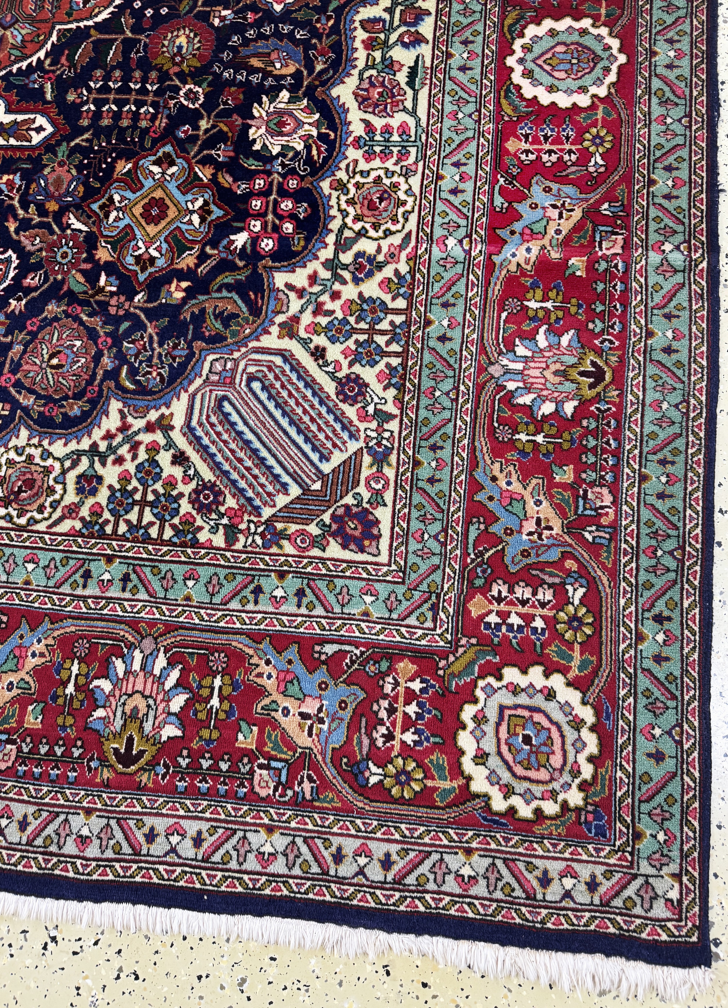Detail a: Täbriz alt, Persien, Mitte 20.Jhd, Wolle auf Baumwolle, ca. 310 x 203 cm, EHZ: 2