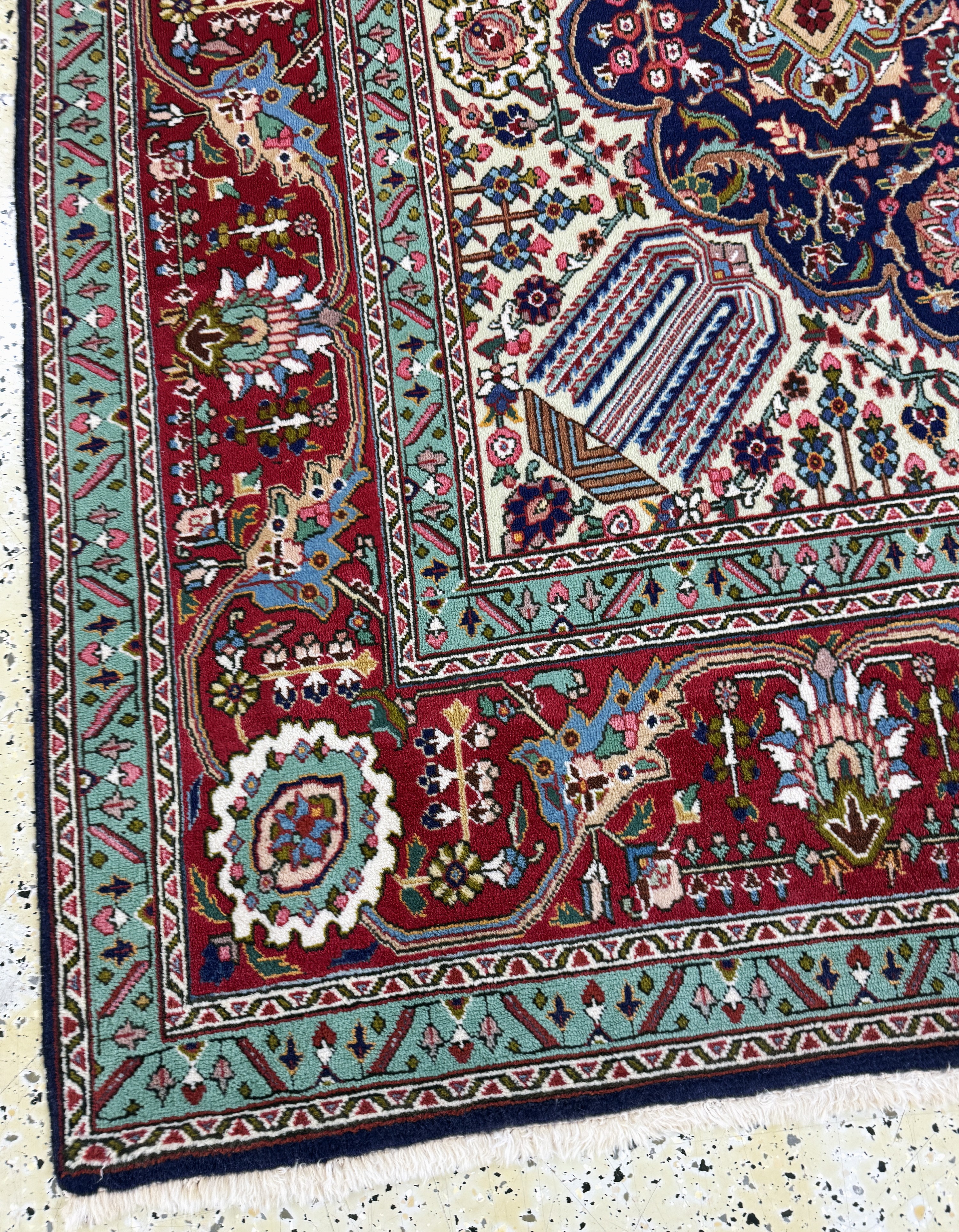 Detail f: Täbriz alt, Persien, Mitte 20.Jhd, Wolle auf Baumwolle, ca. 310 x 203 cm, EHZ: 2