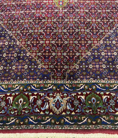 27061643h - Bidjar, Persien, Mitte 20.Jhd, Wolle auf Baumwolle, ca. 395 x 300 cm, EHZ: 2 ...