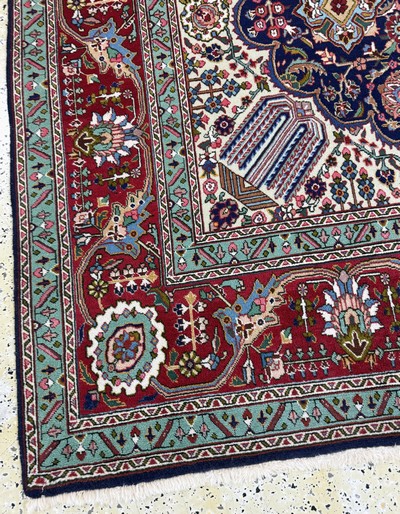 27061660f - Täbriz alt, Persien, Mitte 20.Jhd, Wolle auf Baumwolle, ca. 310 x 203 cm, EHZ: 2 ...