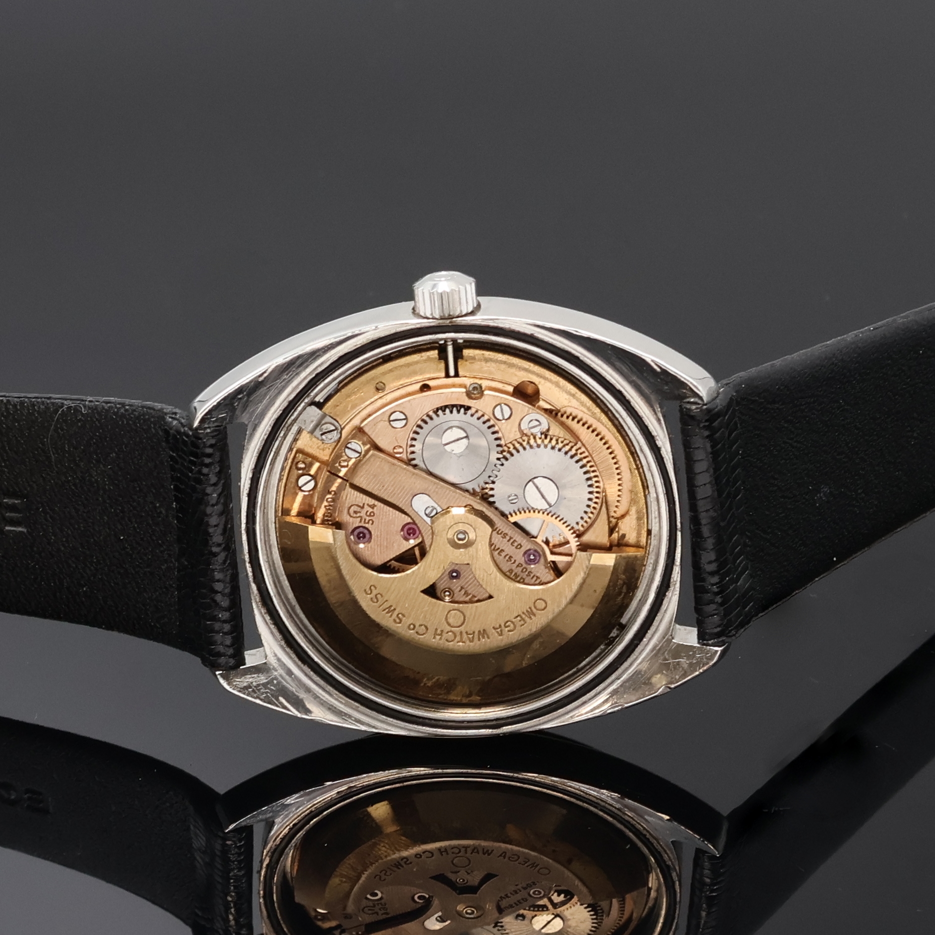 Detail d: OMEGA Constellation Chronometer Armbanduhr in Stahl Referenz 168017, Schweiz um 1967, Automatik, verschr. Boden m. Darst. Sternwarte, silb. Zifferbl. ...