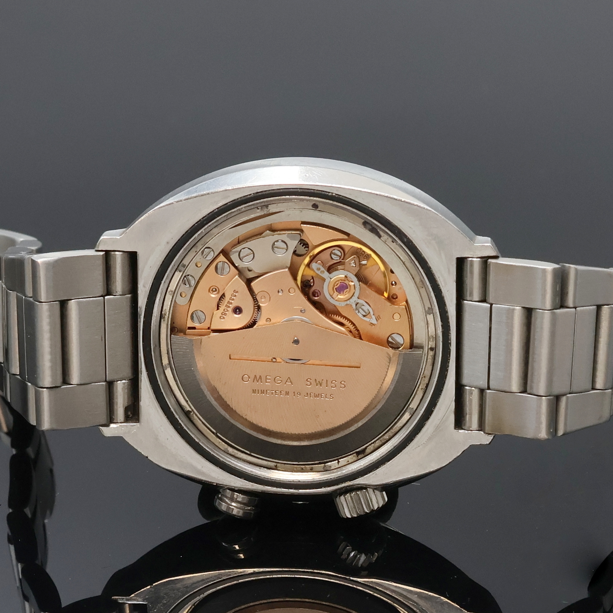 Detail f: OMEGA Armbandwecker Seamaster Memomatic Referenz 166.071, Schweiz um 1972, massives Edelstahlgeh. inkl. Gliederband m. Faltschl., Boden m. ...