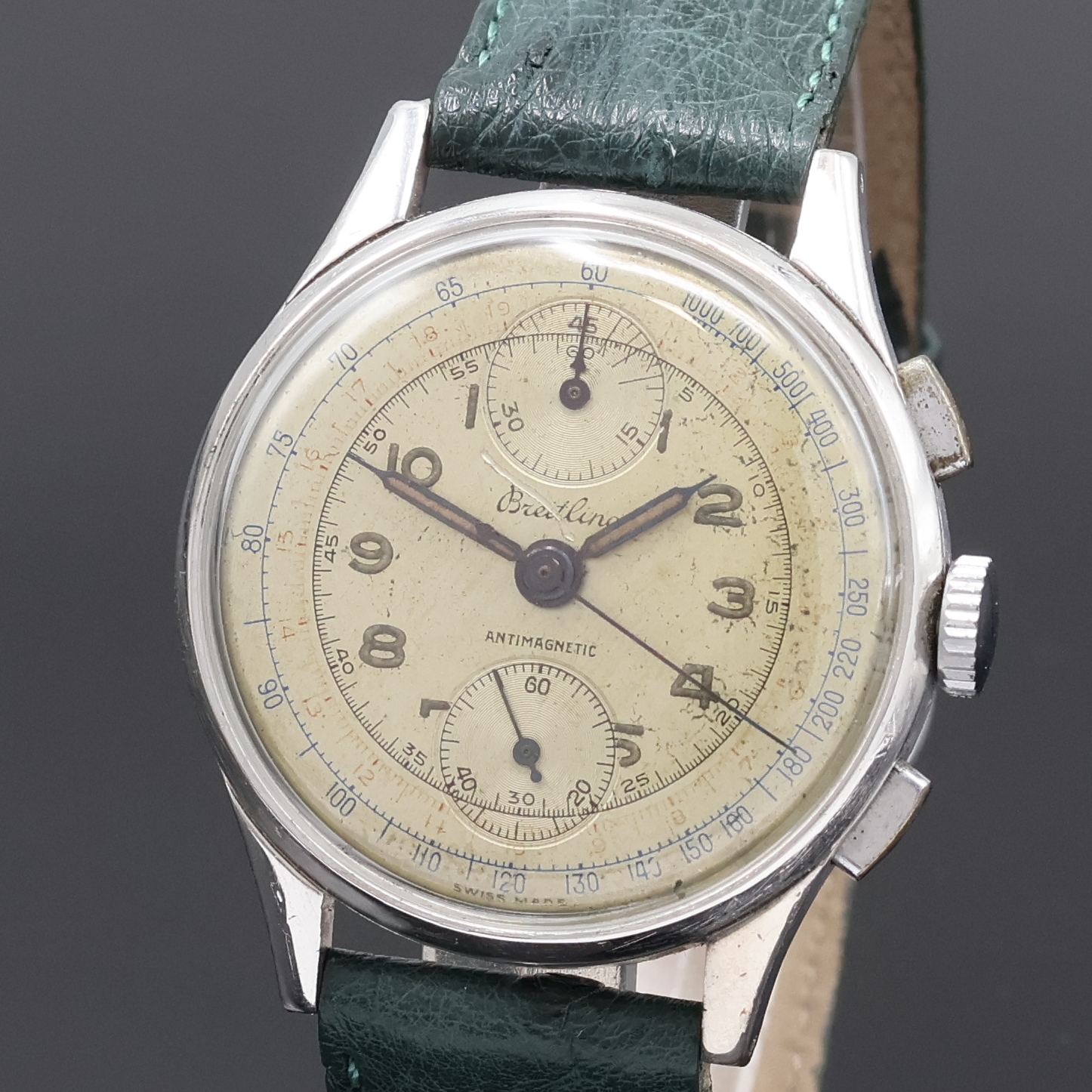 Detail a: BREITLING Armbandchronograph mit Kaliber Venus 170 Referenz 178, Schweiz um 1945, Handaufzug, verchr. Geh., Boden u. Glasrand aufgedr., silb. ...