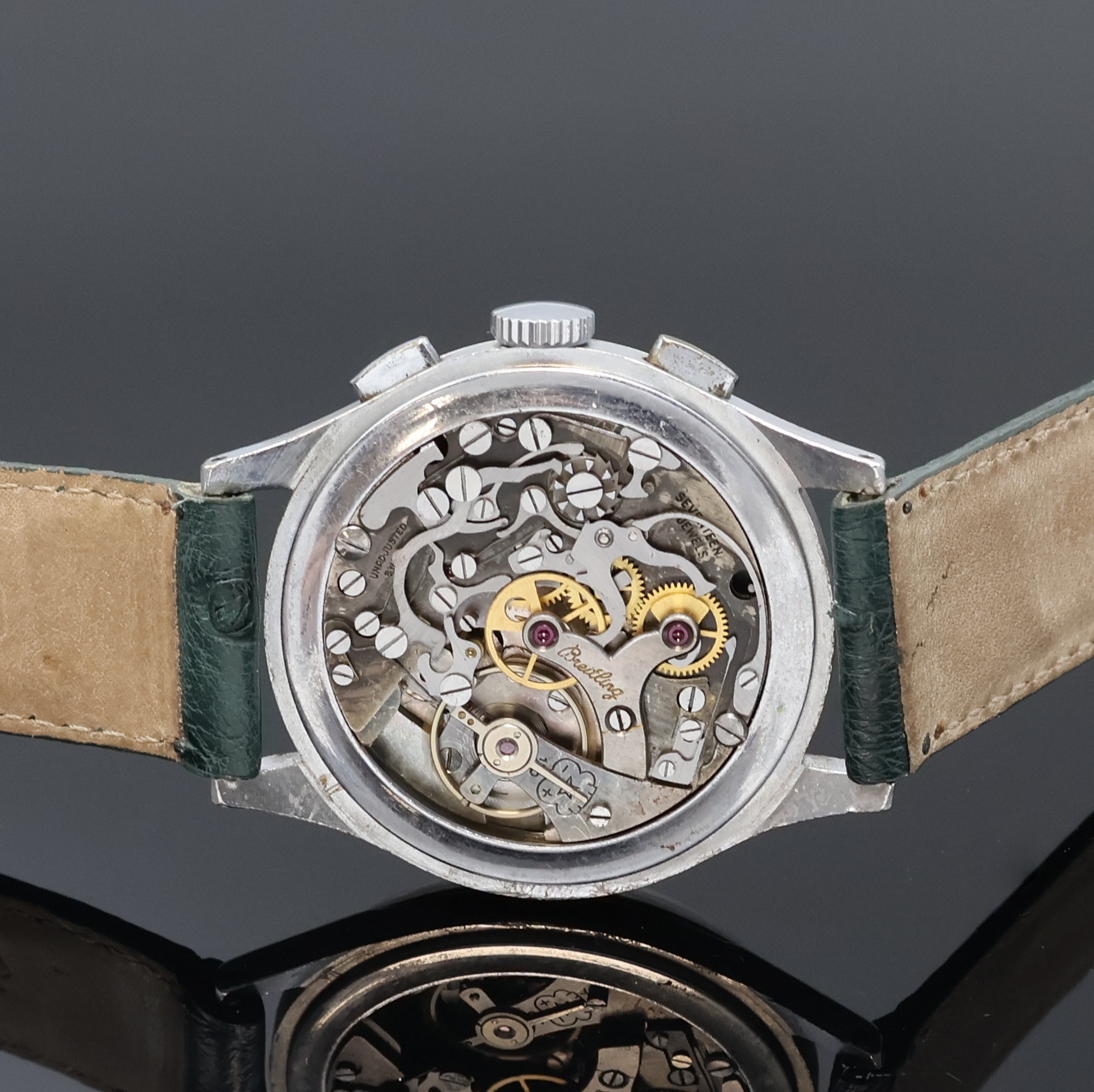 Detail d: BREITLING Armbandchronograph mit Kaliber Venus 170 Referenz 178, Schweiz um 1945, Handaufzug, verchr. Geh., Boden u. Glasrand aufgedr., silb. ...