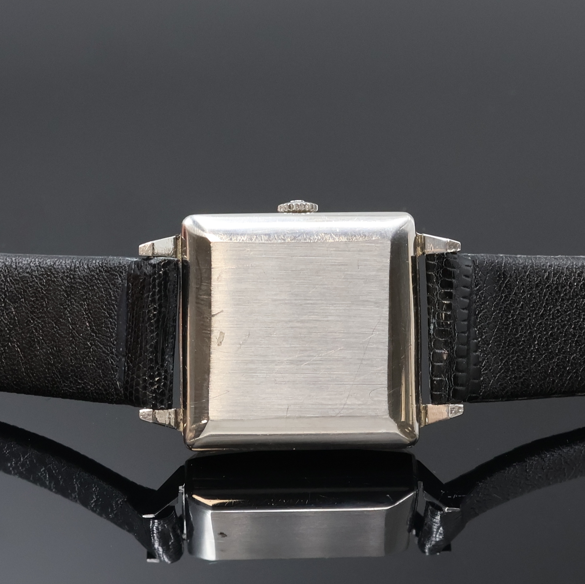 Detail c: MOVADO Kingmatic viereckige Armbanduhr in Stahl, Schweiz um 1965, Automatik, Boden aufgedr., silb. Zifferbl. m. aufges. Std.- Ind., silb. Std.- u. ...