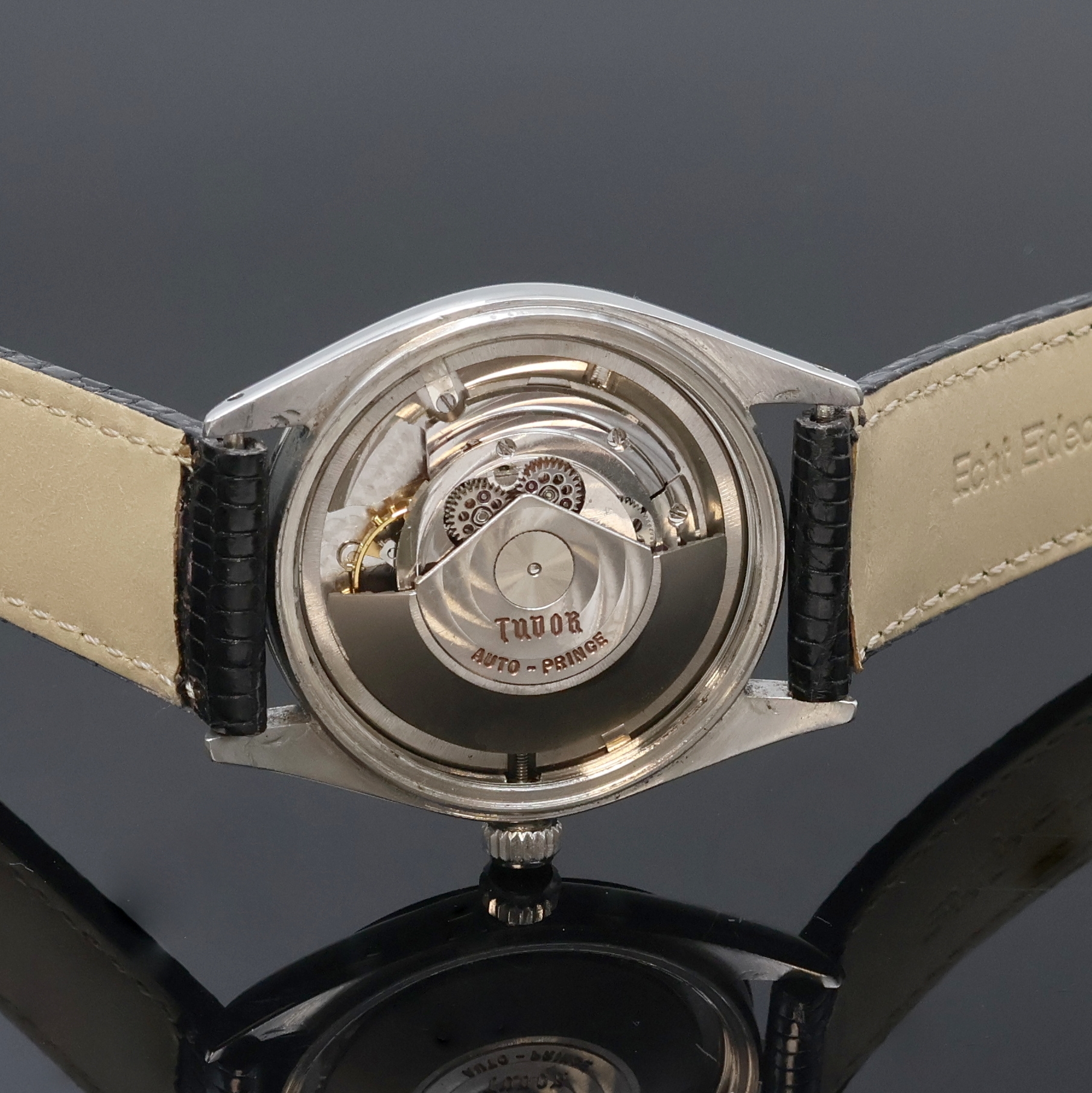 Detail e: TUDOR Oyster Prince Armbanduhr in Stahl Referenz 7965, Schweiz um 1965, Automatik, Boden u. Krone verschr., weißes Rose- Zifferbl. rest., silb. ...