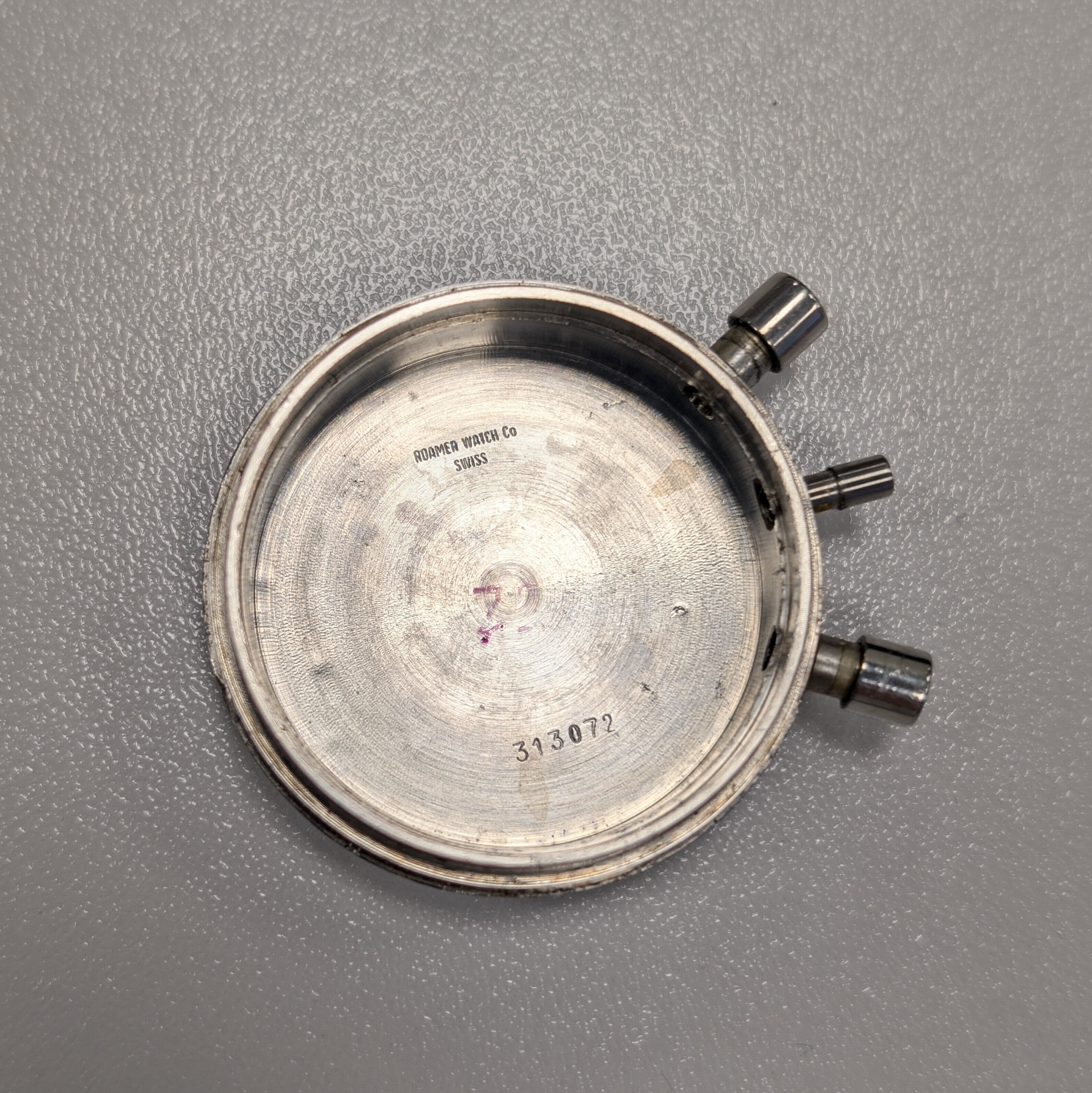 Detail d: ROAMER Stingray Herrenchronograph in Stahl Referenz 072-9120.602, Schweiz um 1970, Handaufzug, mass. Stülpgeh., neutr. Stahlband m. Faltschl., ...
