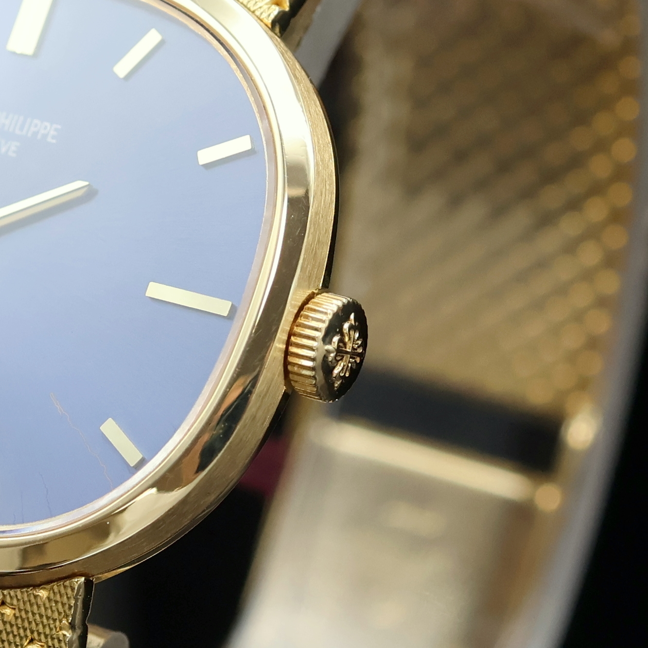 Detail c: PATEK PHILIPPE Ellipse Armbanduhr in GG 750/000 Referenz 3545/1, Schweiz verk. lt. beil. Pap. 09/1972, Handaufzug, orig. PPC Gay Freres Goldband, ...