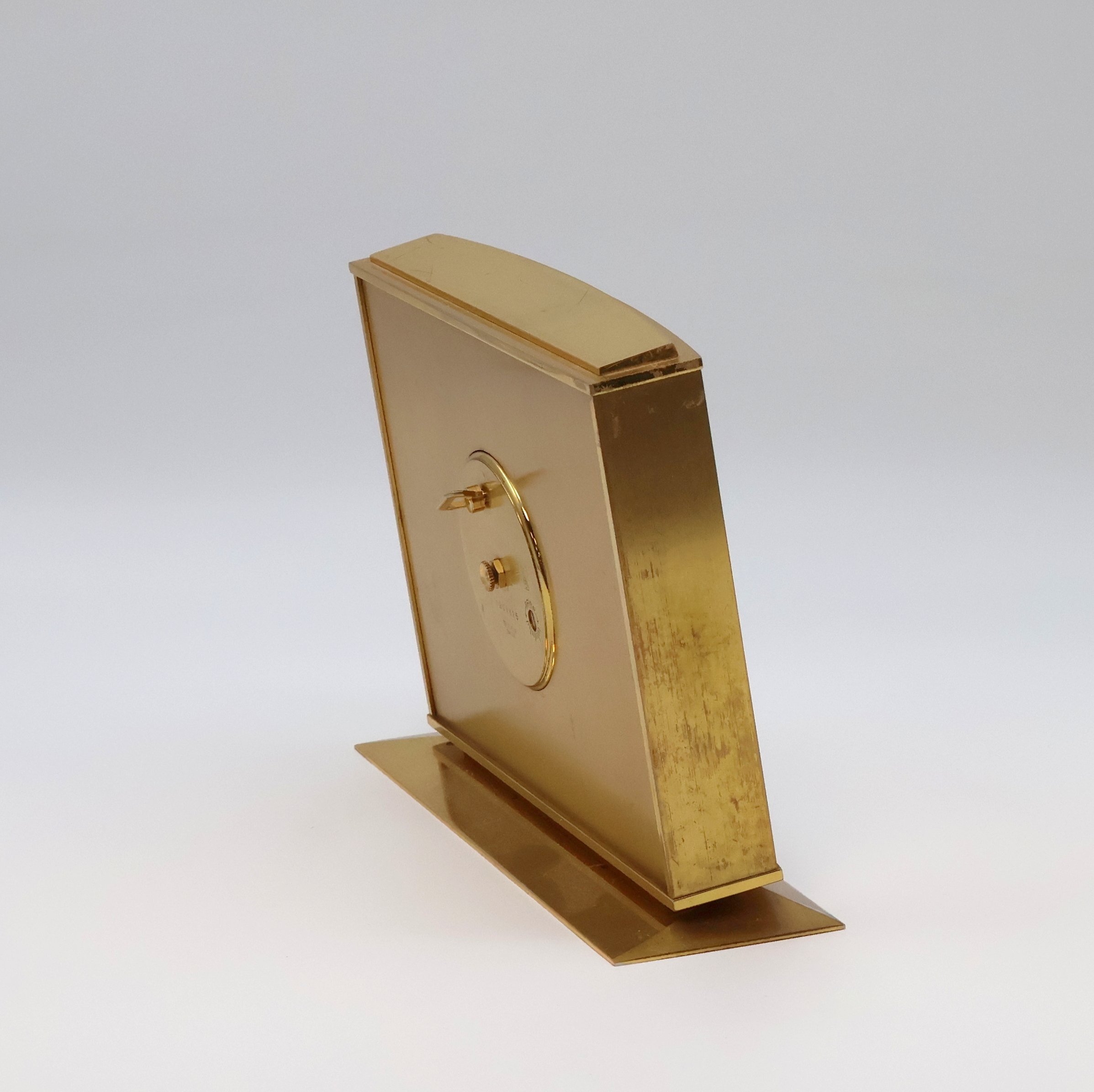 Detail f: IMHOF 2 hochwertige, vergoldete 8 Tage Tischuhren, Schweiz 1950-1960, 1x Steinsockel, vers. Zifferblätter m. gold. Std.-Ind. u. Zahlen, gold. ...