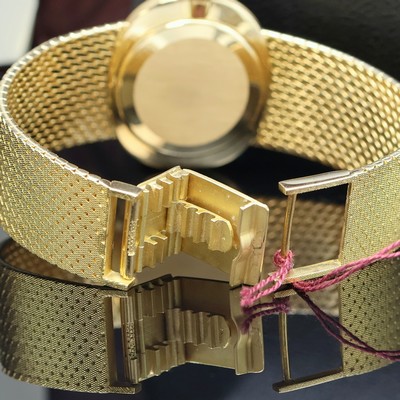 27062091e - PATEK PHILIPPE Ellipse Armbanduhr in GG 750/000 Referenz 3545/1, Schweiz verk. lt. beil. ...