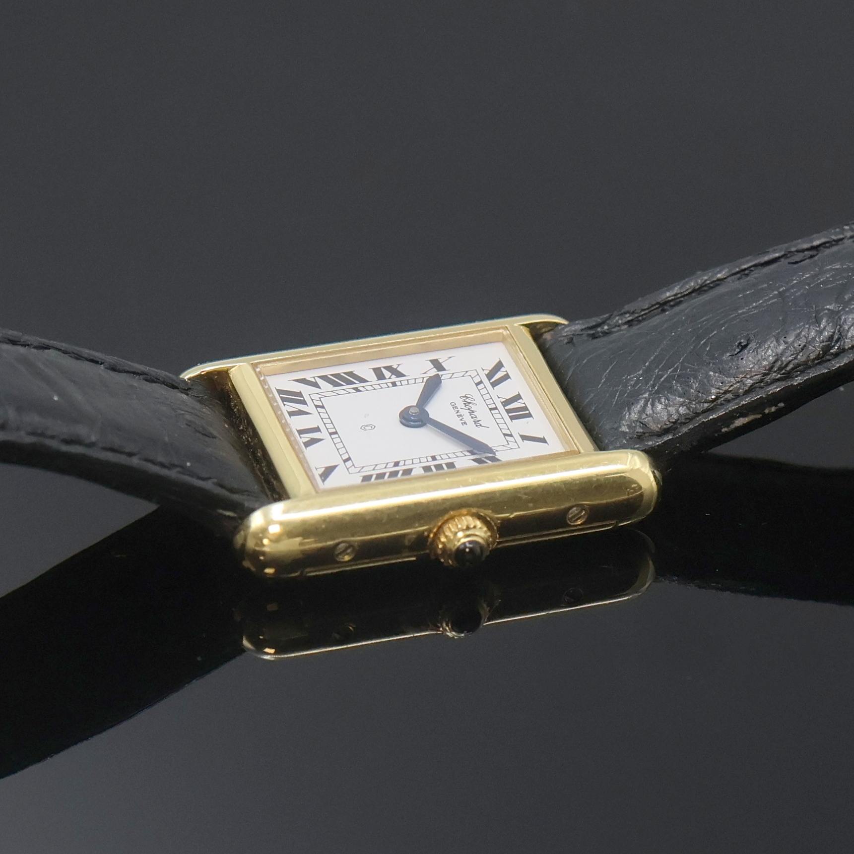 Detail b: CHOPARD Damenarmbanduhr in GG 750/000 Referenz 5139, Schweiz um 1985, quarz, Geh. seitl. 4-fach verschr., Schmuckkrone, weißes Zifferbl. m. röm. ...