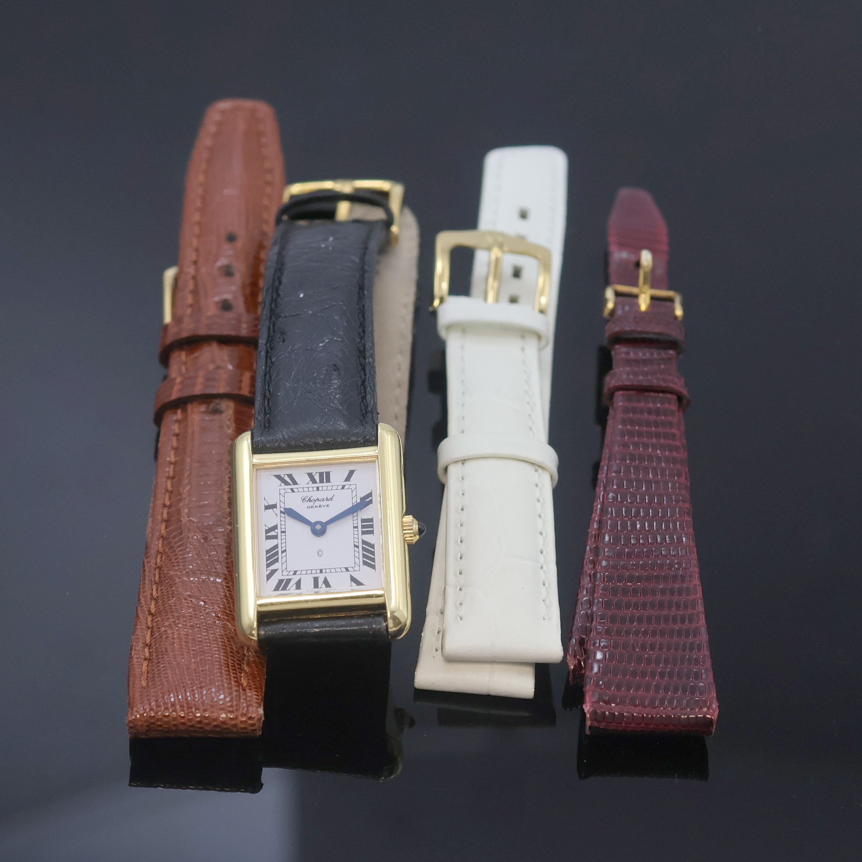Detail d: CHOPARD Damenarmbanduhr in GG 750/000 Referenz 5139, Schweiz um 1985, quarz, Geh. seitl. 4-fach verschr., Schmuckkrone, weißes Zifferbl. m. röm. ...