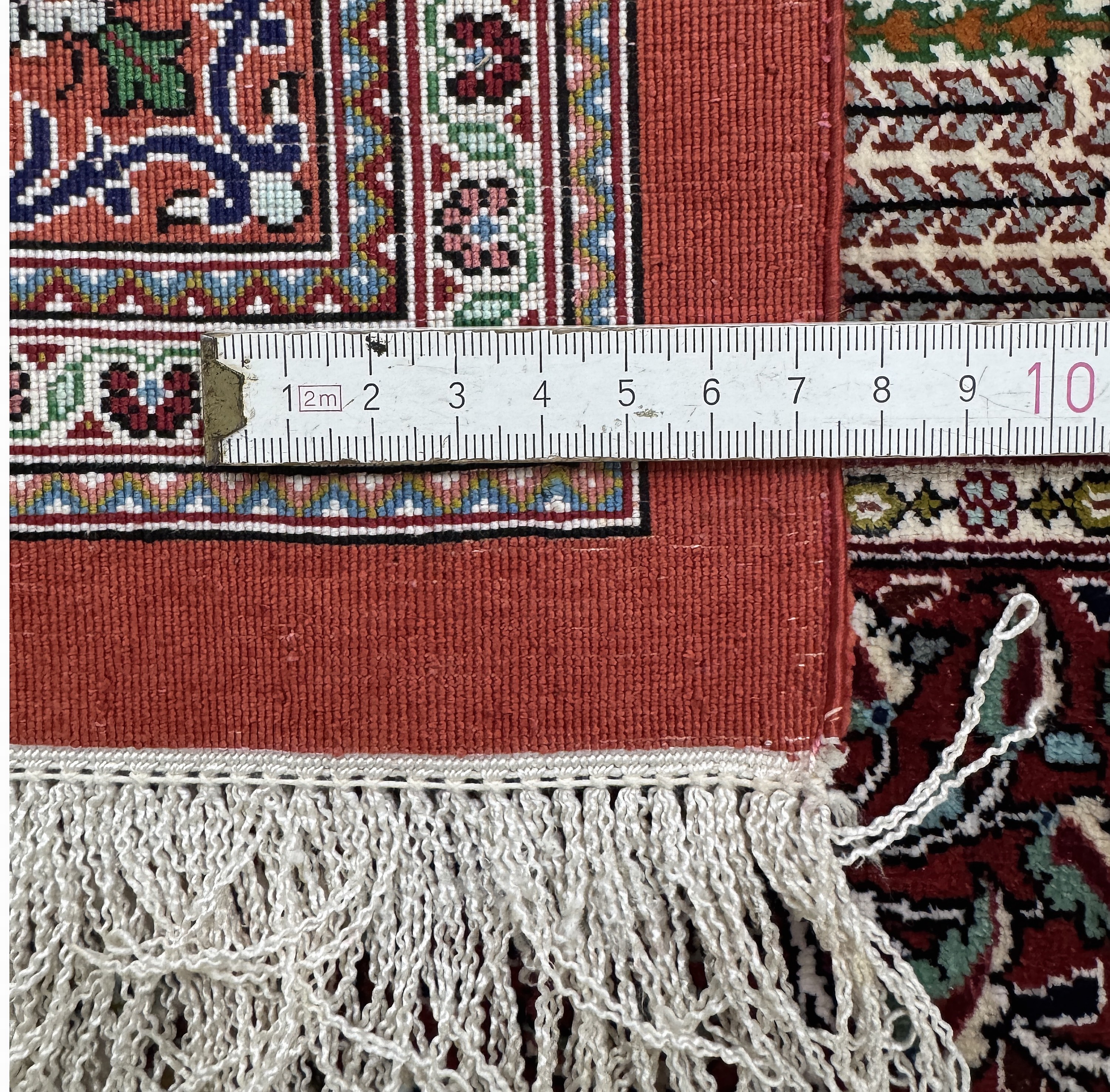 Detail g: Ghom Seide fein Persien, signiert"Pirozmand", Ende 20.Jhd, reine Naturseide, ca. 156 x 100 cm, ca. 1,0 Mio. Kn/qm, EHZ:(nahezu neuwertig)
