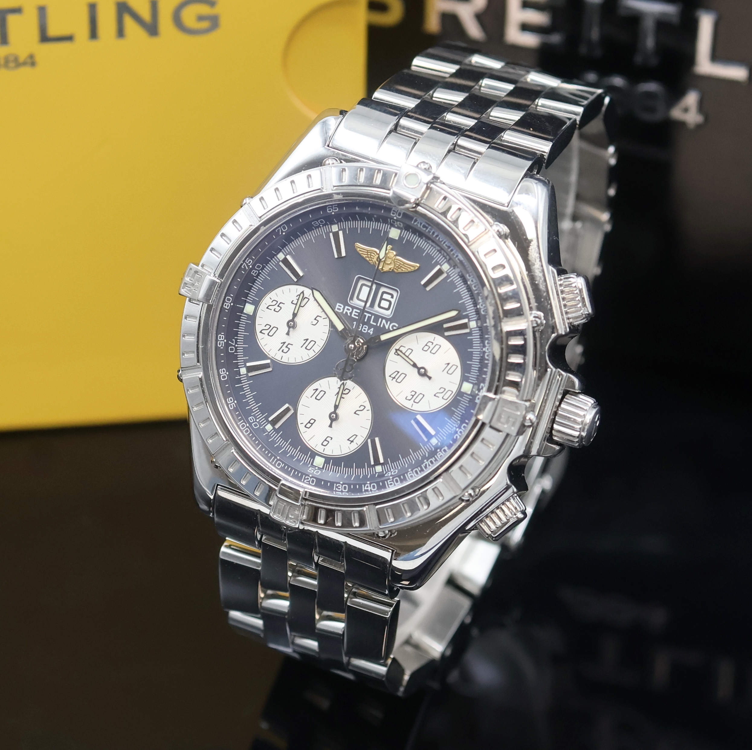 Detail a: BREITLING Armbandchronograph Crosswind Special Referenz A44355, Automatik, Chronometer in Edelstahl inkl. Pilotband m. Faltschl., Boden und Krone ...