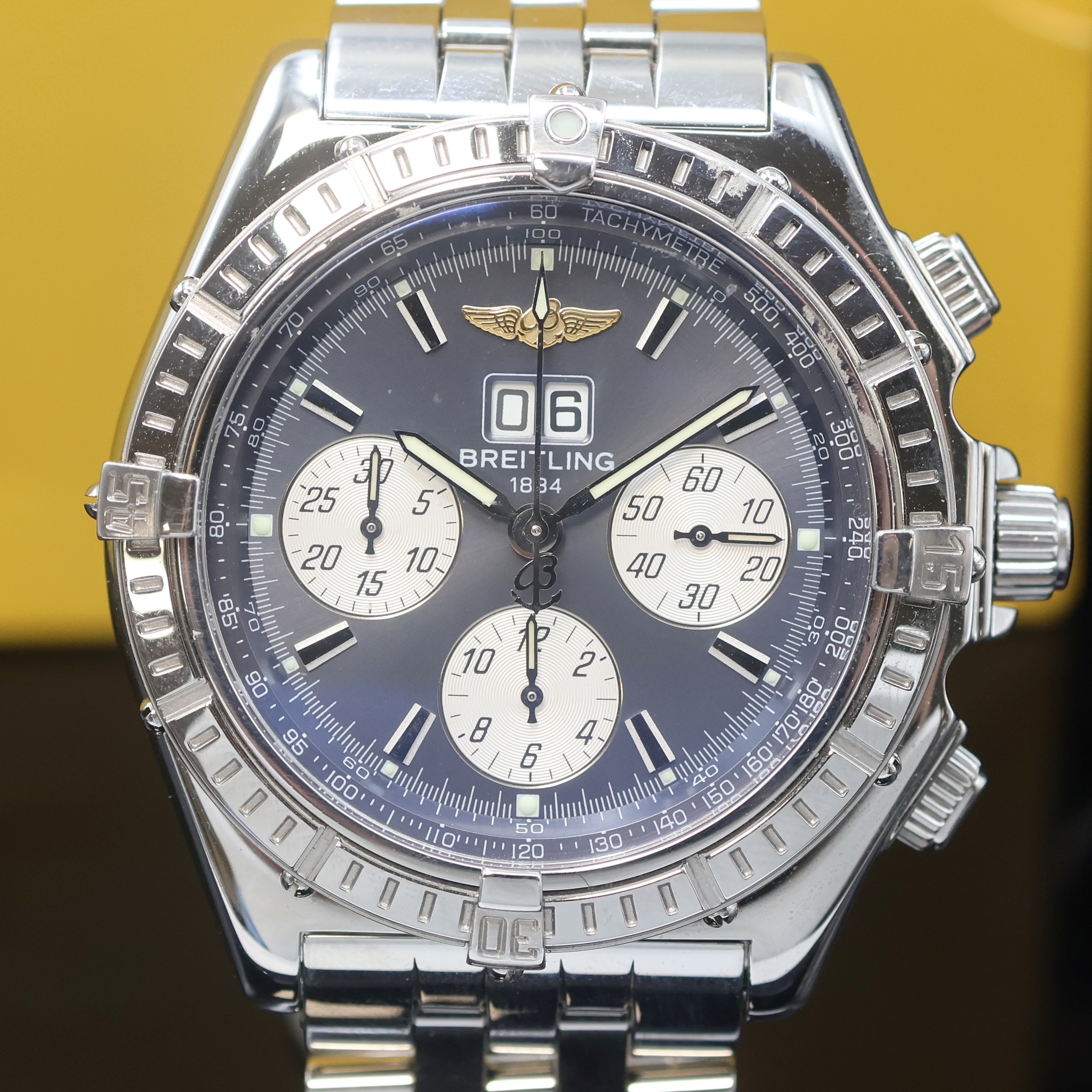 Detail b: BREITLING Armbandchronograph Crosswind Special Referenz A44355, Automatik, Chronometer in Edelstahl inkl. Pilotband m. Faltschl., Boden und Krone ...