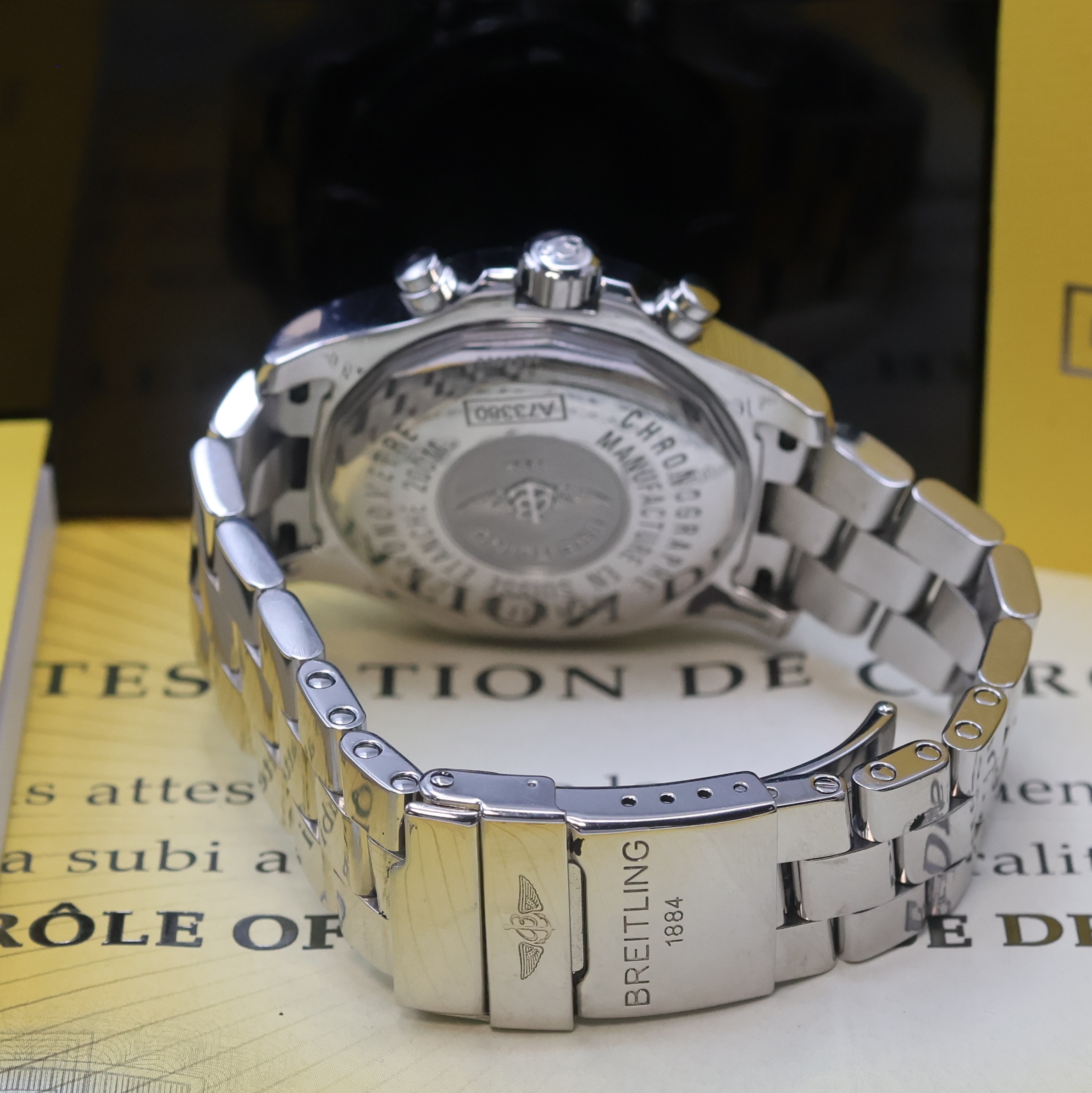 Detail b: BREITLING Colt Armbandchronograph Referenz A73380, quarz, Chronometer in Edelstahl inkl. Gliederband m. Faltschl., Boden und Krone verschr., blaues, ...