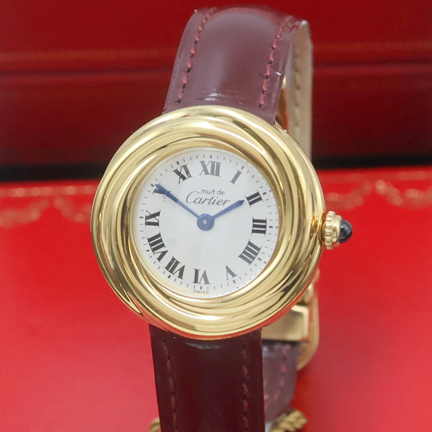 Detail a: CARTIER Trinity Vermeil Damenarmbanduhr Referenz 2735, quarz, verg. Sterlingsilbergeh. inkl. orig. Lederband m. orig. Faltschl., Boden 4-fach ...