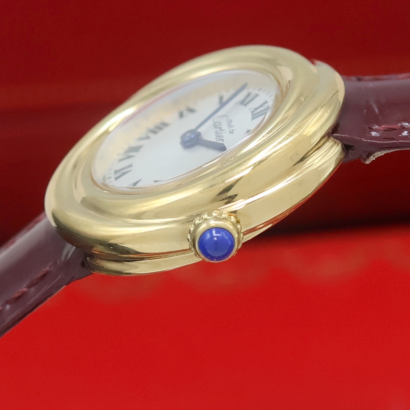 Detail e: CARTIER Trinity Vermeil Damenarmbanduhr Referenz 2735, quarz, verg. Sterlingsilbergeh. inkl. orig. Lederband m. orig. Faltschl., Boden 4-fach ...