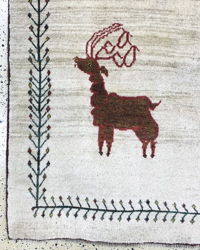 27062113b - Gabbeh alt, Persien, Mitte 20.Jhd, Wolle auf Wolle, ca. 270 x 160 cm, leicht verfärbt, ...