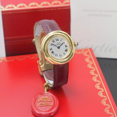 27062192b - CARTIER Trinity Vermeil Damenarmbanduhr Referenz 2735, quarz, verg. Sterlingsilbergeh. ...