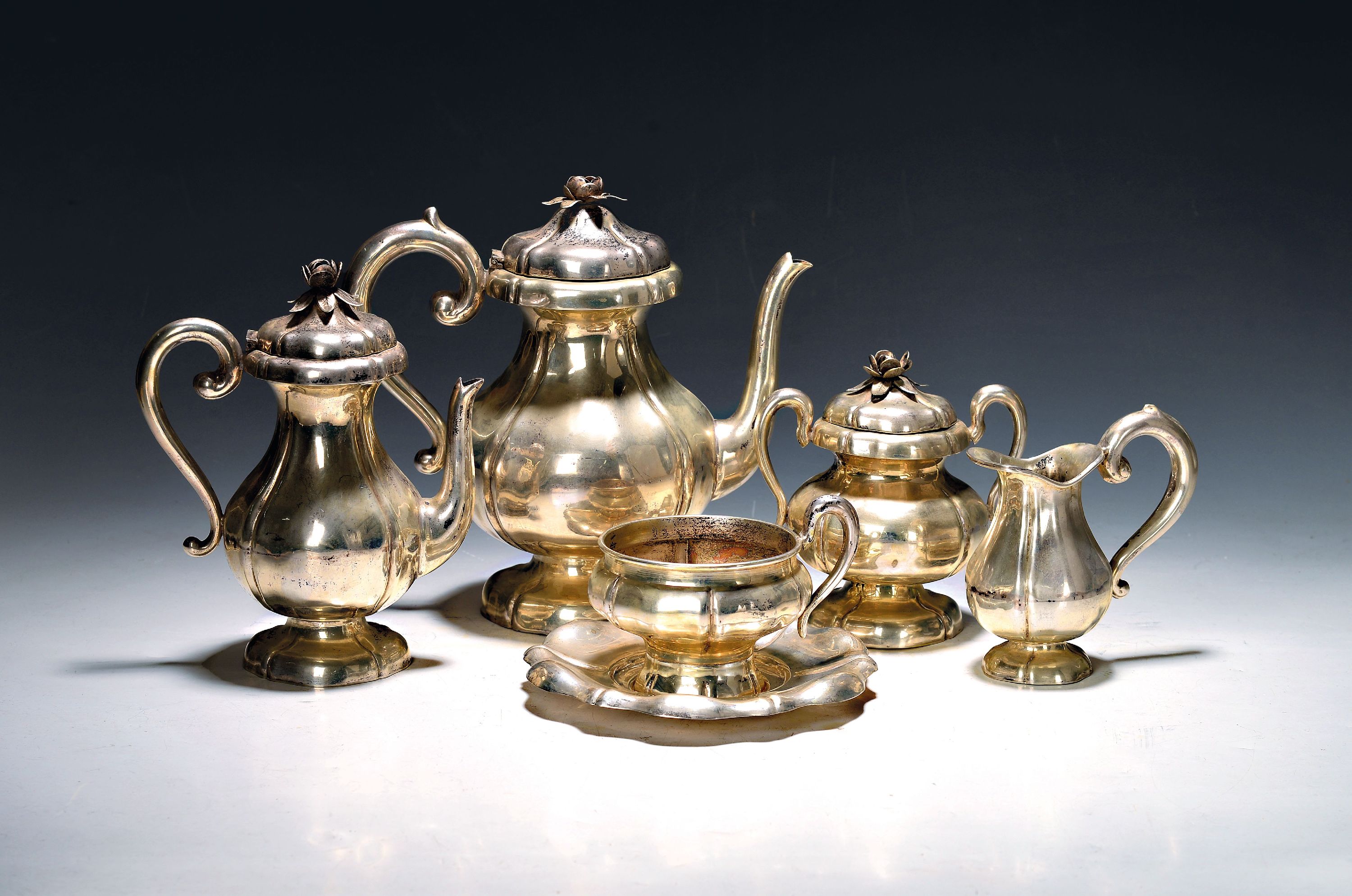 Image 27062258 - Barockstil Kaffeeservice, Österreich-Ungarn, 1837-64, 800er-Silber, ca. 2788g, ...