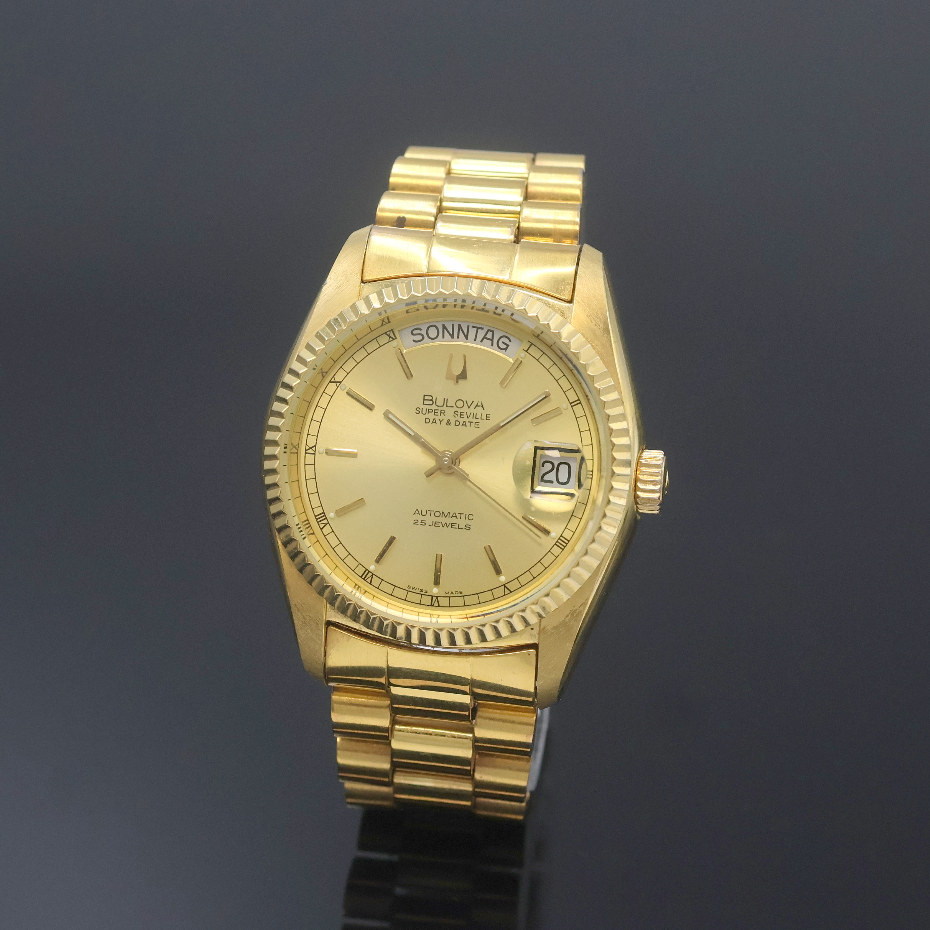 Image 27062326 - BULOVA Super Seville Day & Date Armbanduhr, Schweiz um 1990, Automatik, verg. Geh. inkl. ...