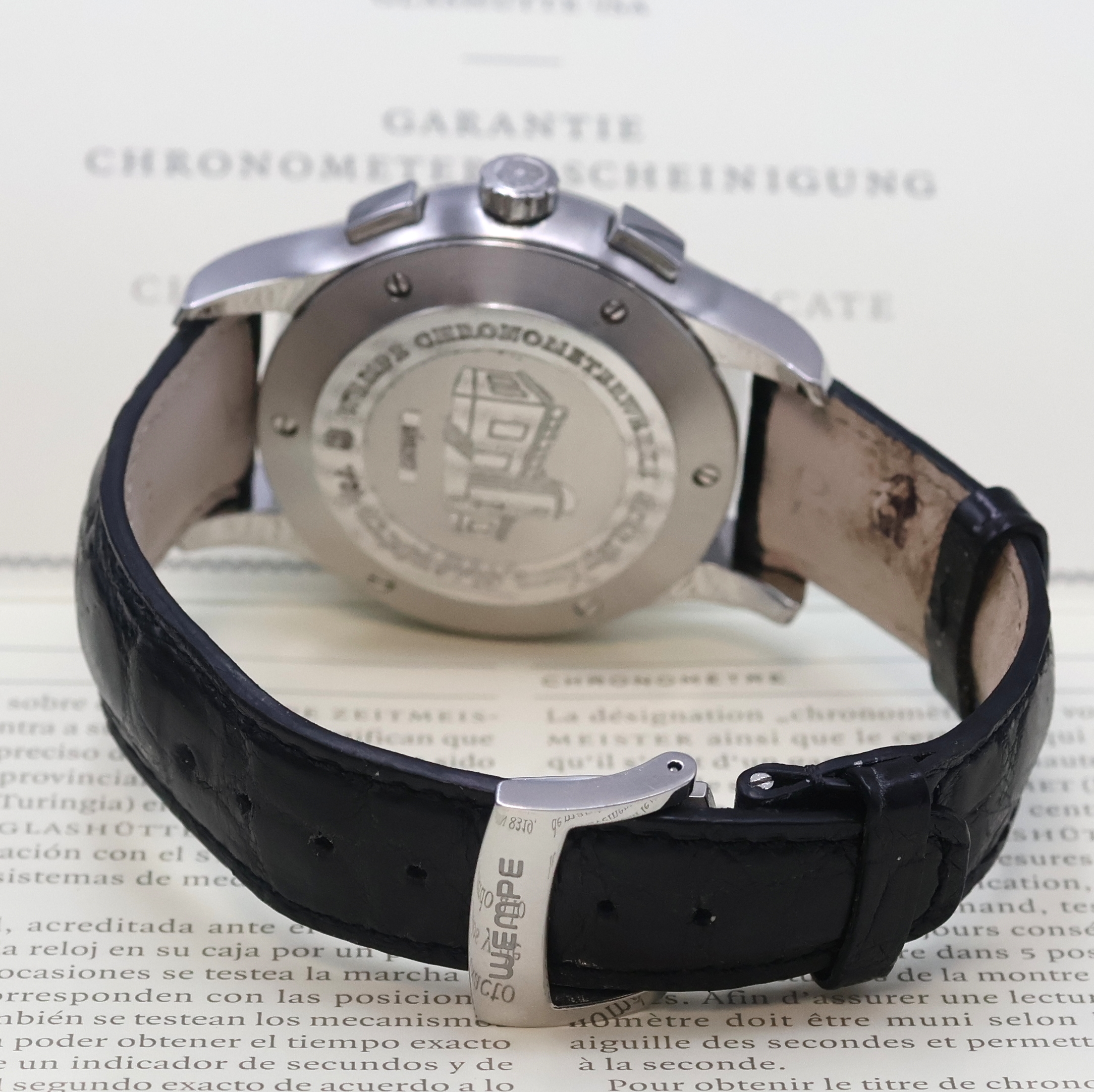Detail b: WEMPE Armbandchronograph Serie Zeitmeister, Automatik, Chronometer in Edelstahl inkl. Lederband m. orig. Faltschl., Boden m. Darst. Sternwarte 6-fach ...