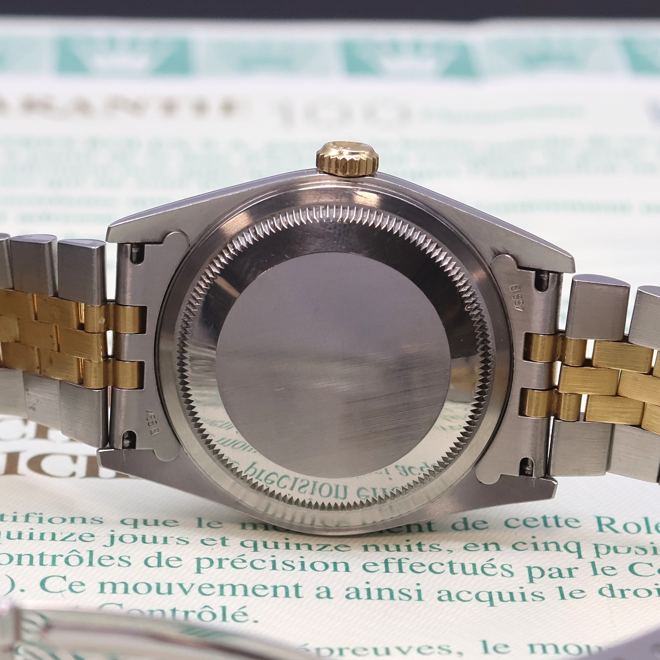 Detail e: ROLEX Herrenarmbanduhr Oyster Perpetual Datejust Referenz 16233, Automatik, P-Serie, Chronometer der Superlative in Edelstahl/Gold kombiniert inkl. ...