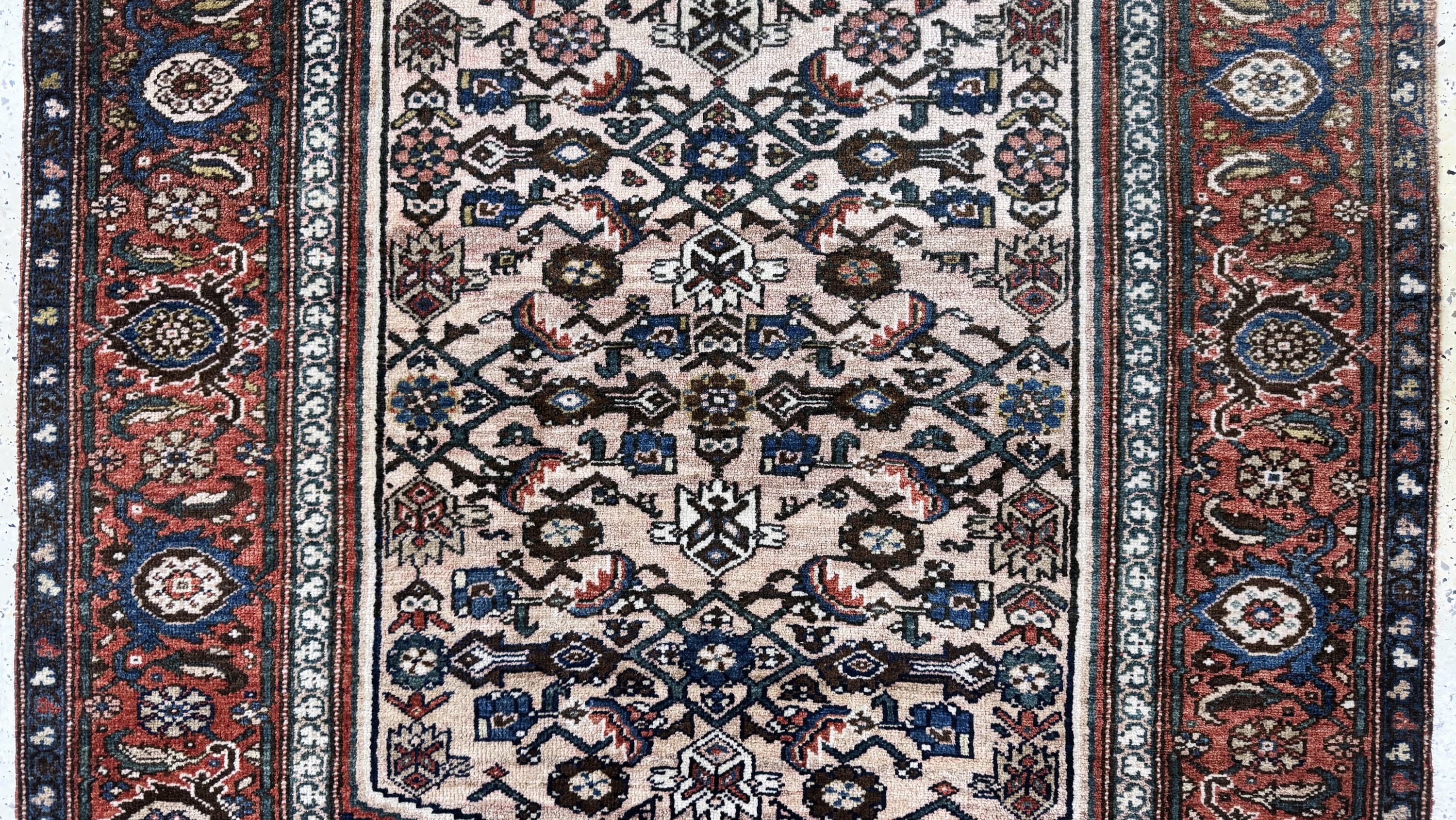 Detail b: Hamadan antik, Persien, 19.Jhd, Wolle auf Baumwolle, ca. 190 x 140 cm, EHZ: 2
