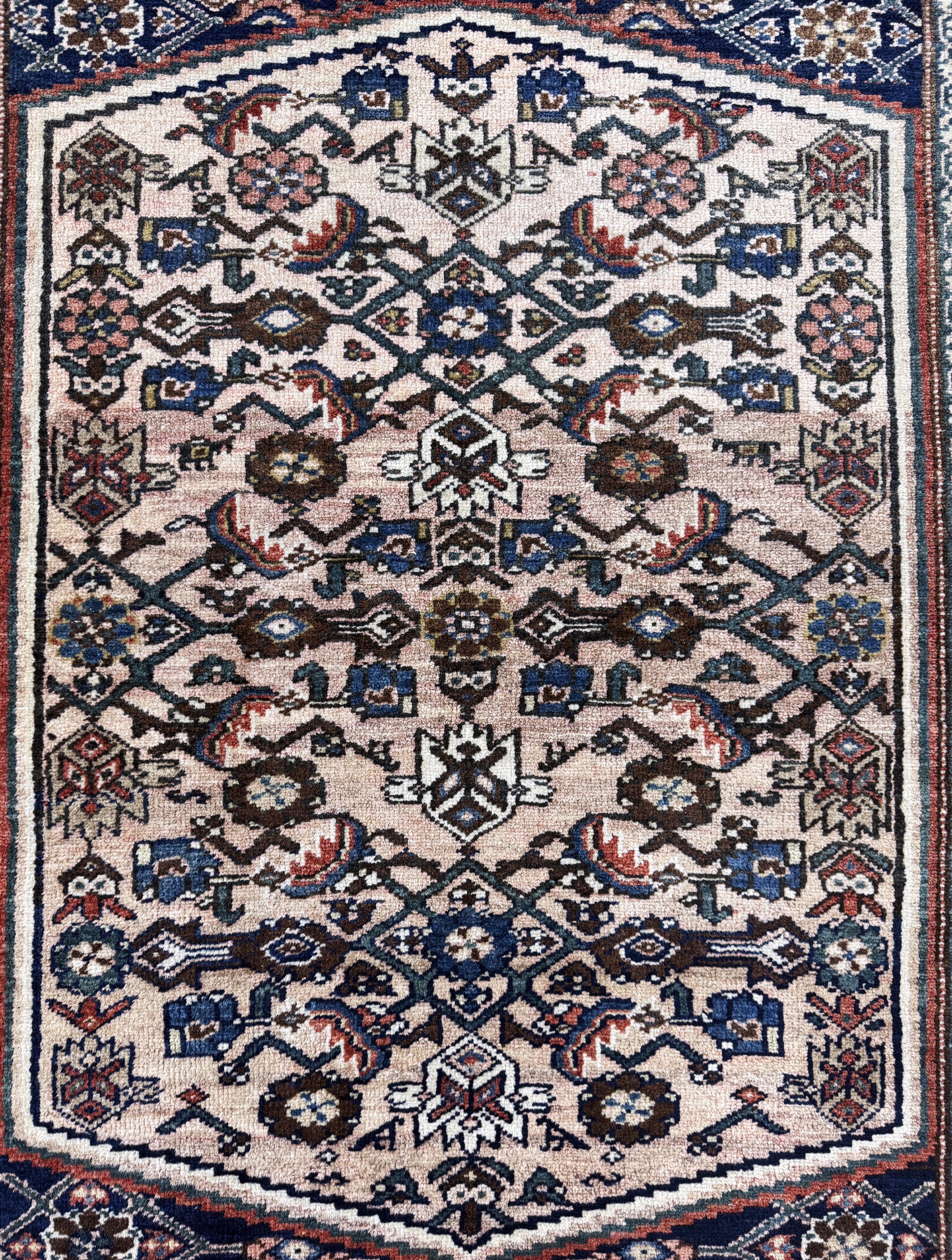 Detail d: Hamadan antik, Persien, 19.Jhd, Wolle auf Baumwolle, ca. 190 x 140 cm, EHZ: 2