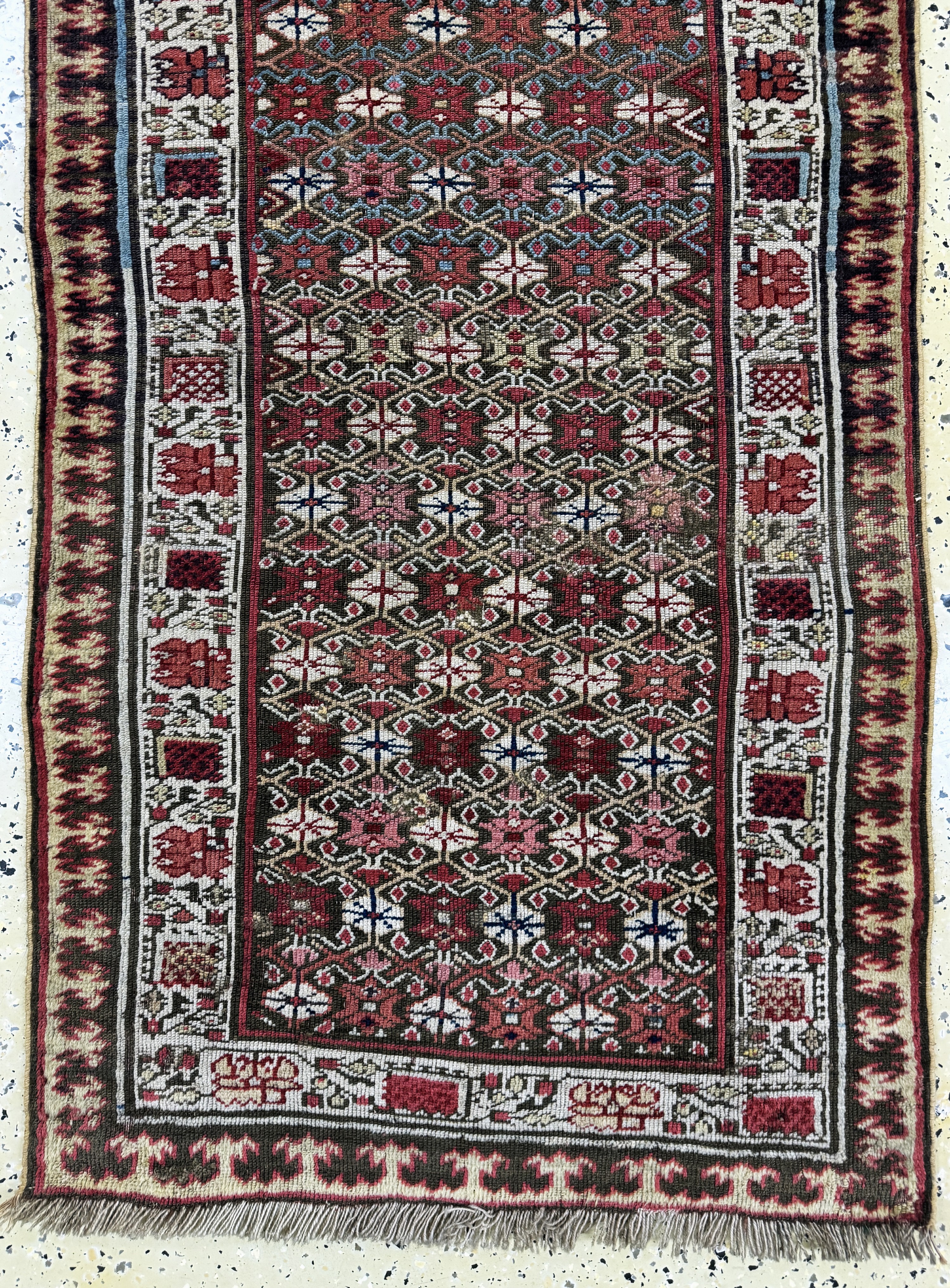 Detail d: Kazak antik, Kaukasus, 19.Jhd, Wolle auf Wolle, ca. 320 x 80 cm, EHZ: 3(restauriert)