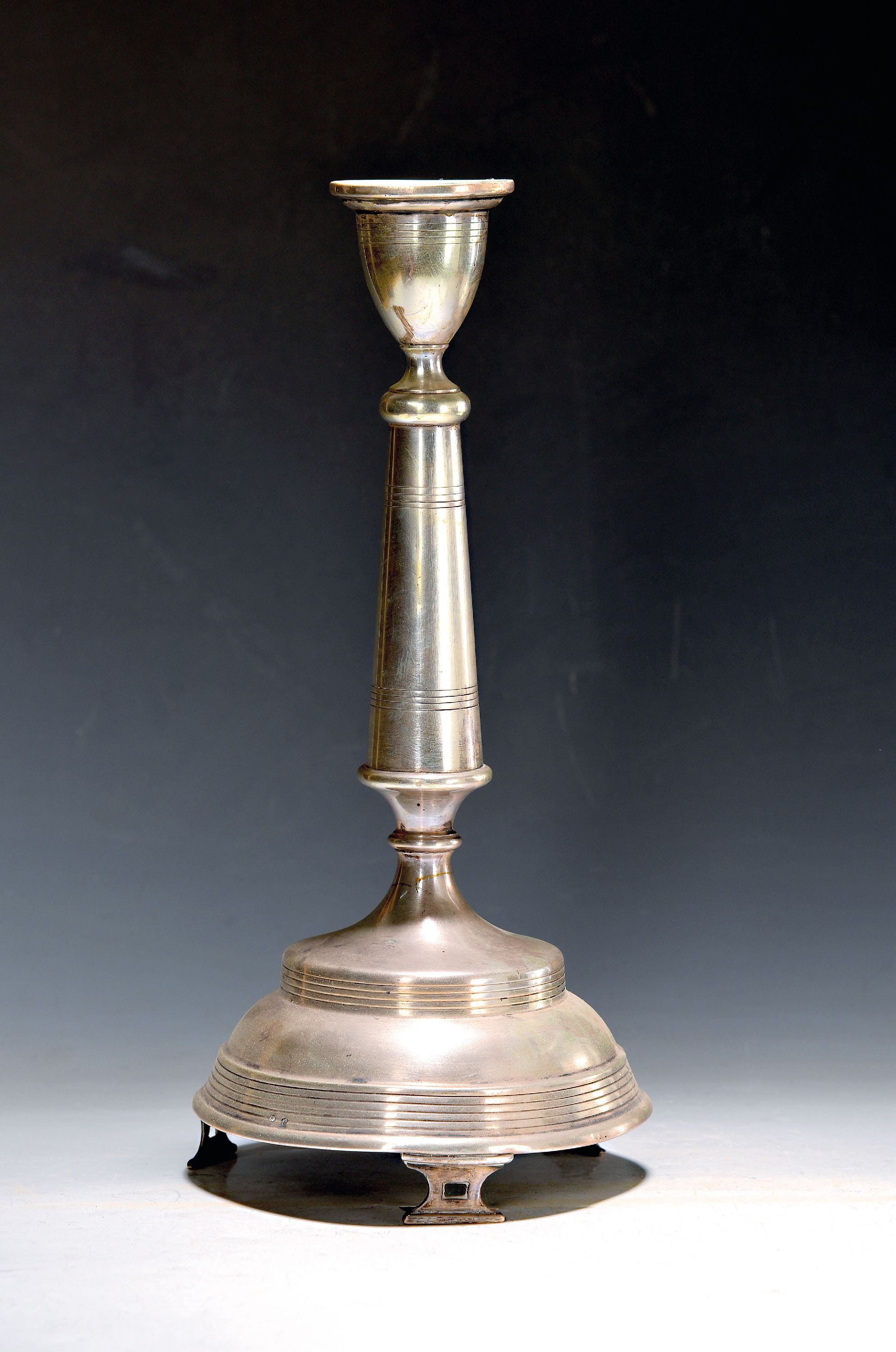 Image 27062391 - Silberleuchter, Österreich-Ungarn, 1867-72, 800er, Liniendekor, 396g, Höhe 36cm