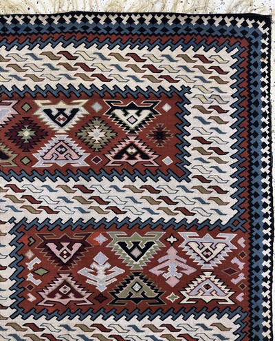 27062348f - Sumakh old, Caucasus, early 20th century, woolon wool, approx. 280 x 205 cm, discolored, ...