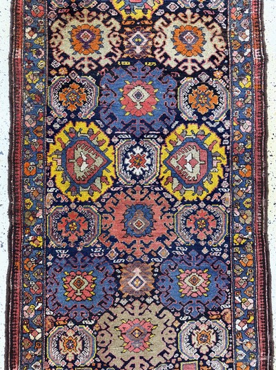 27062367b - Shahsawan antik, Persien, 19.Jhd, Wolle aufBaumwolle, ca. 265 x 95 cm, EHZ: ...