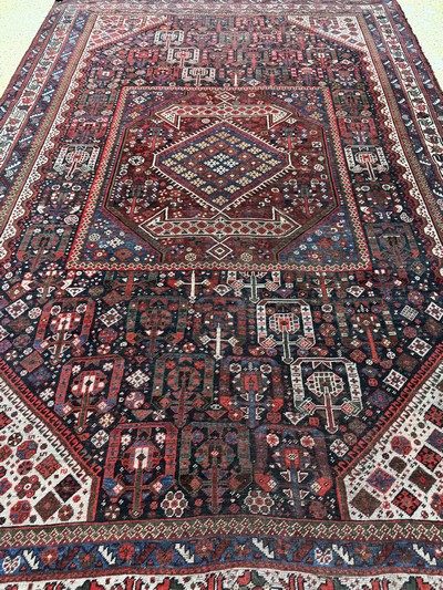 27062371h - Ghaschgai antik, Persien, 19.Jhd, Wolle aufWolle, ca. 300 x 205 cm, EHZ: 3(restauriert) ...