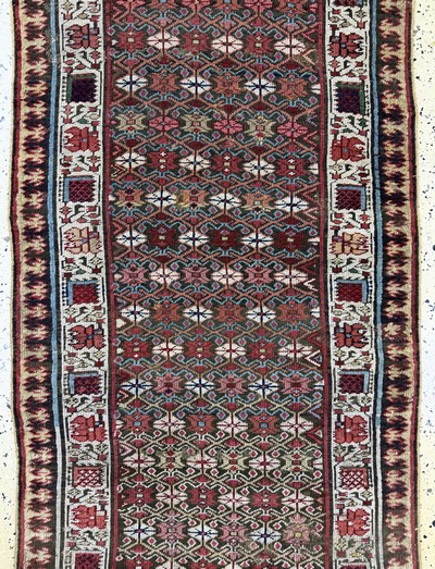 27062390c - Kazak antik, Kaukasus, 19.Jhd, Wolle auf Wolle, ca. 320 x 80 cm, EHZ: 3(restauriert) ...